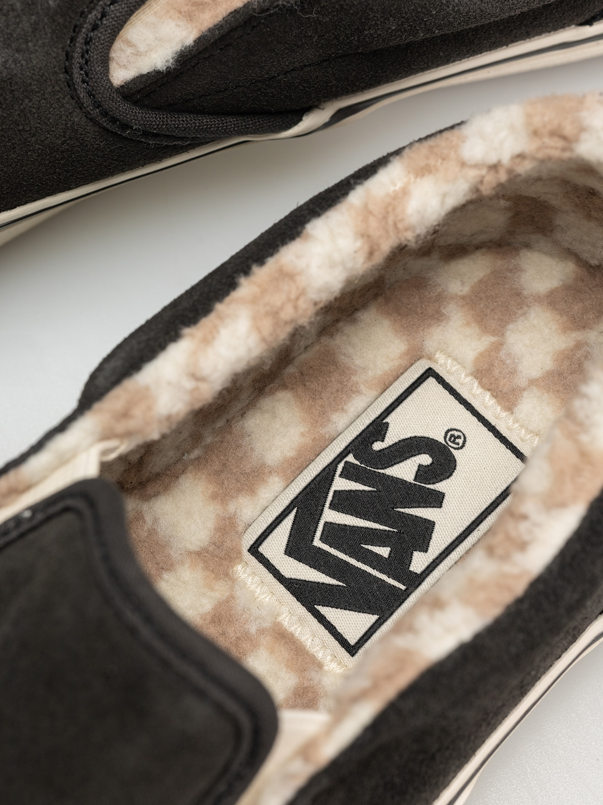 Buty Vans Classic Slip On (cozy hug faded black)