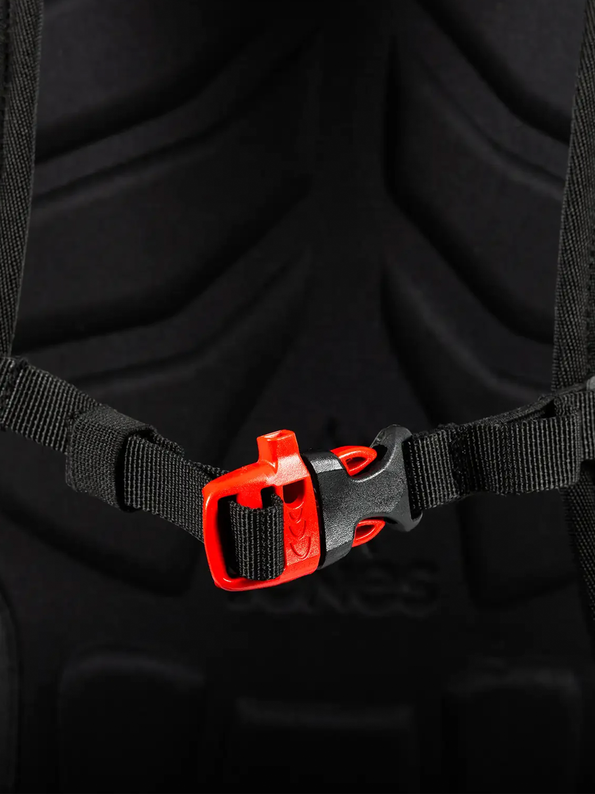 Plecak Jones Snowboards Deeper 19L (stealth black)