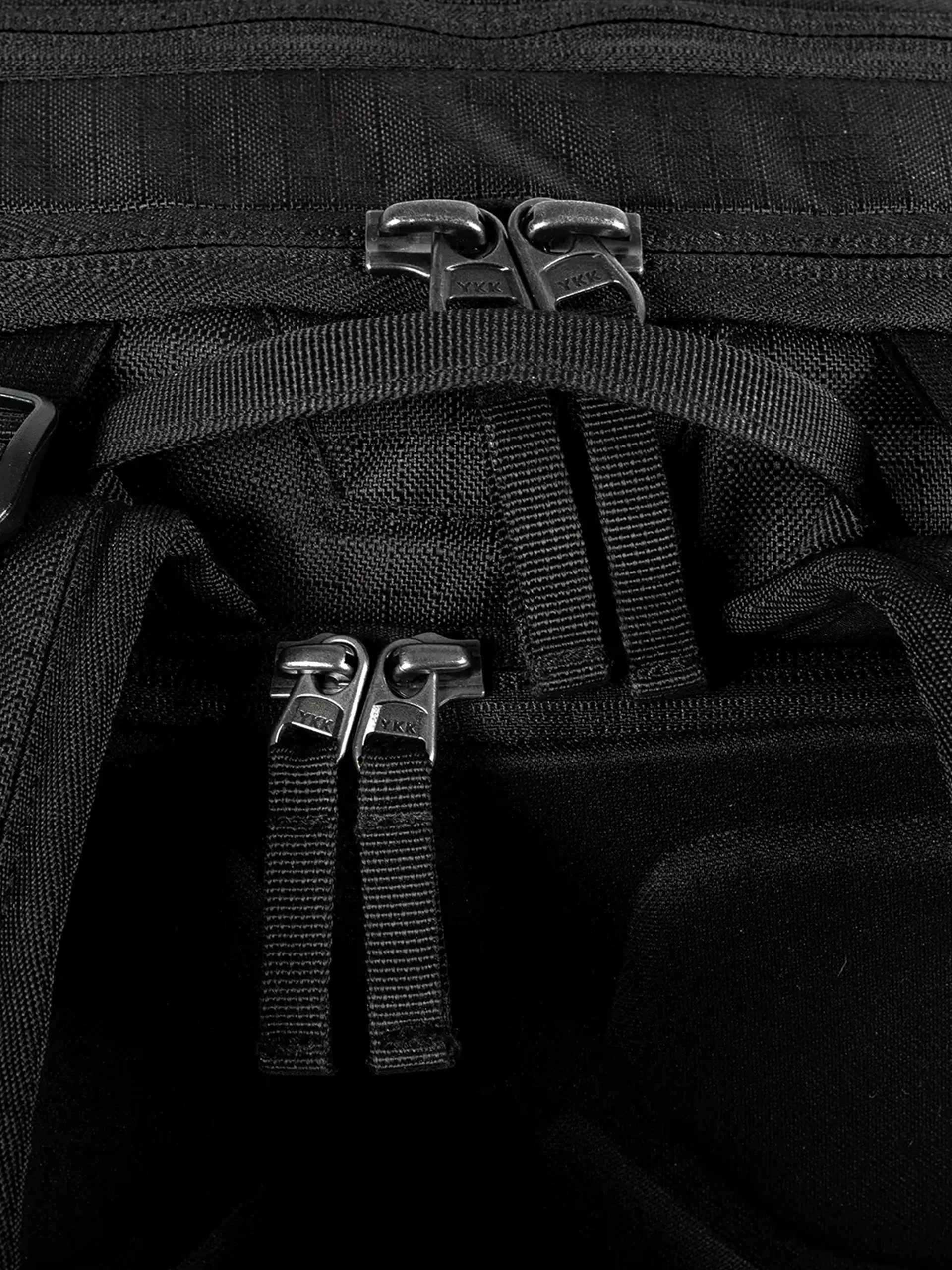 Plecak Jones Snowboards Higher 32L (stealth black)