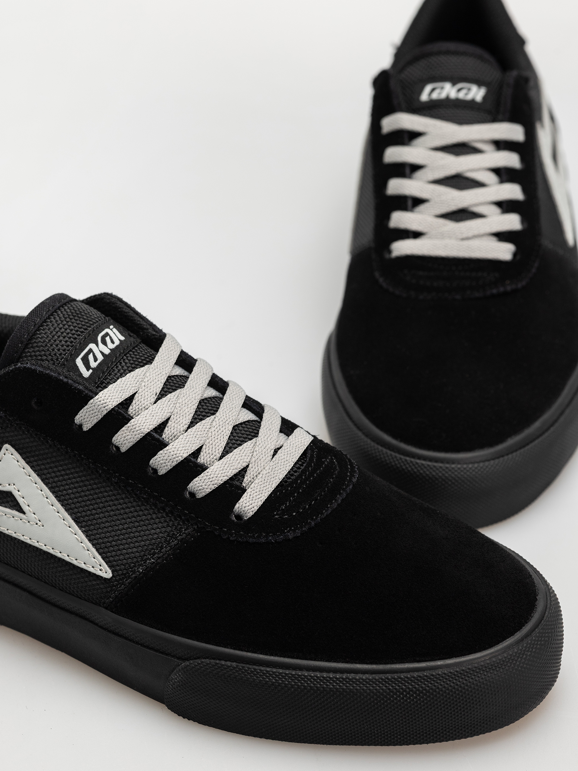 Buty Lakai Manchester (black suede)