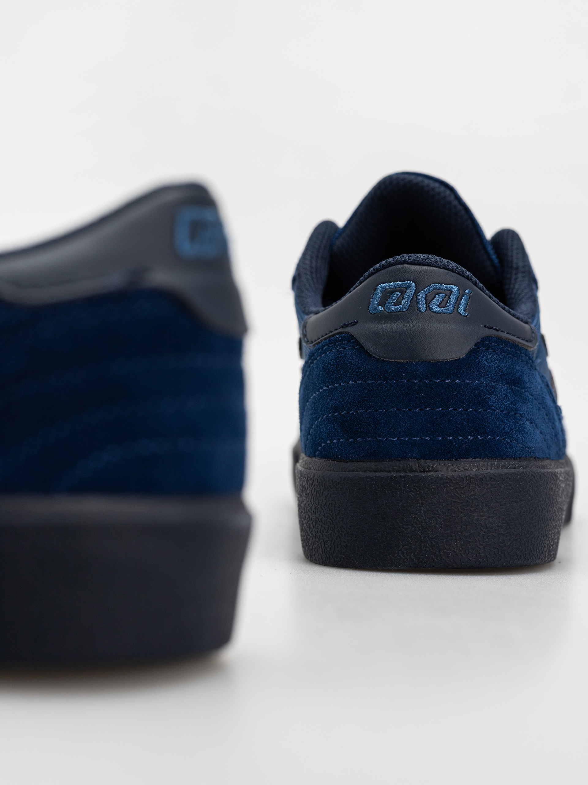 Buty Lakai Cambridge (estate blue suede monochrome)