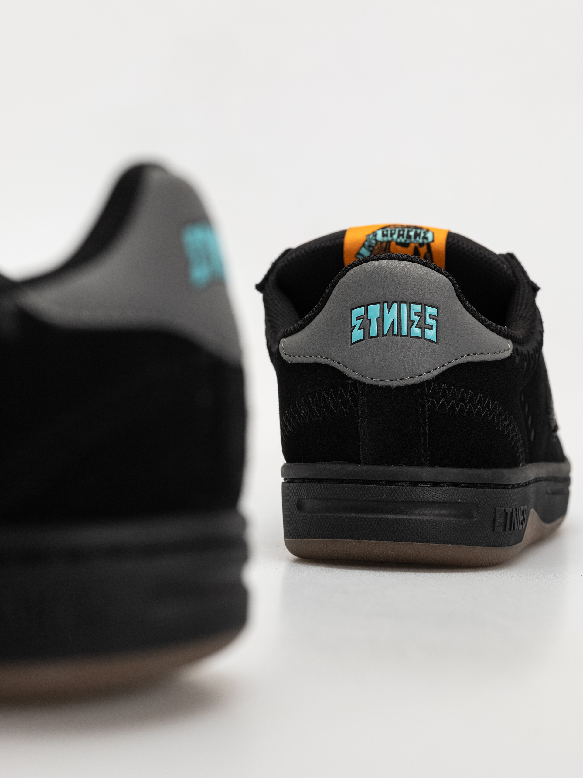 Buty Etnies Locut X Apache (black/grey/gum)