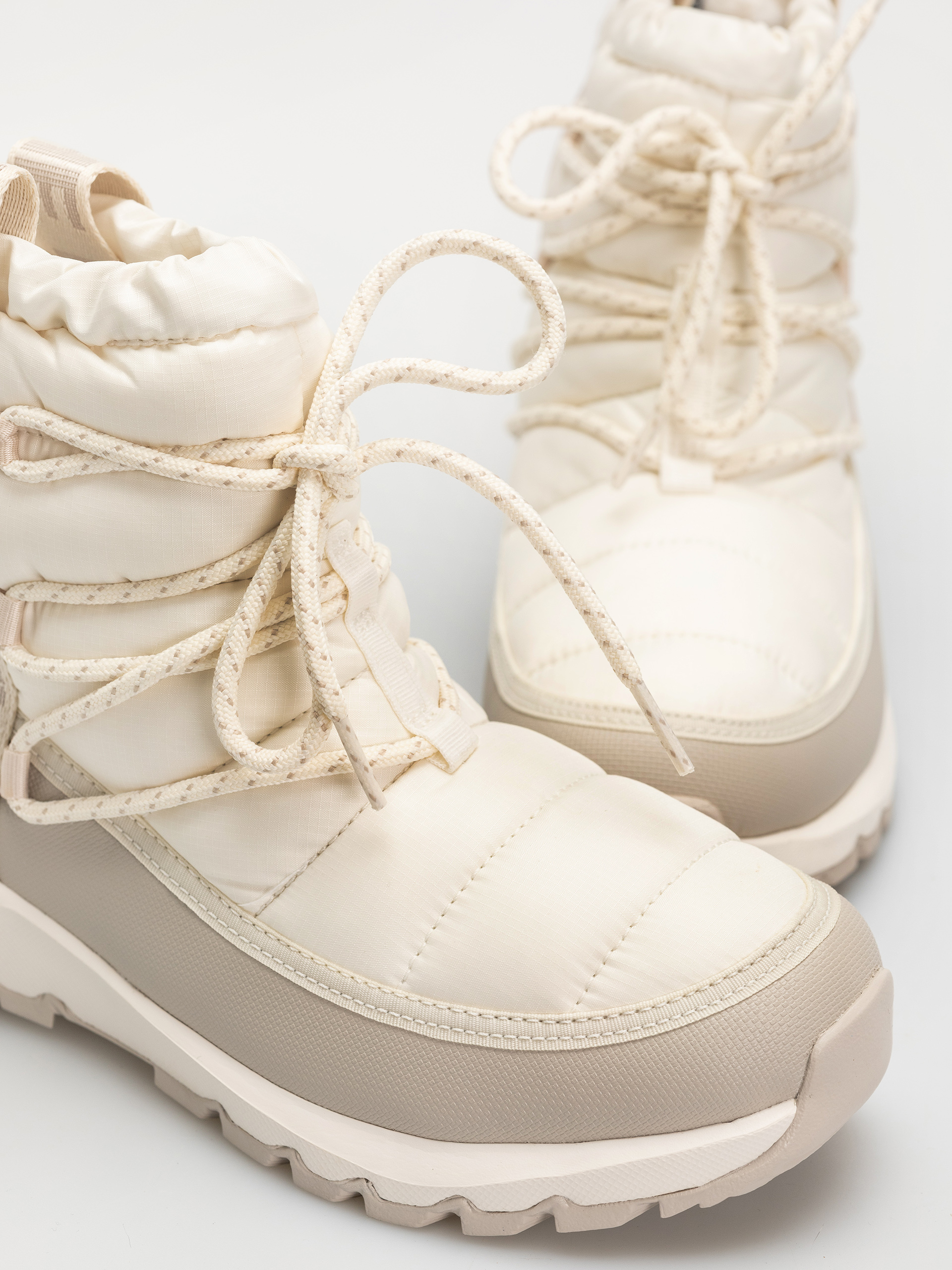 Buty The North Face Thermoball Lace Up Wp Wmn (gardenia white/silvergrey)