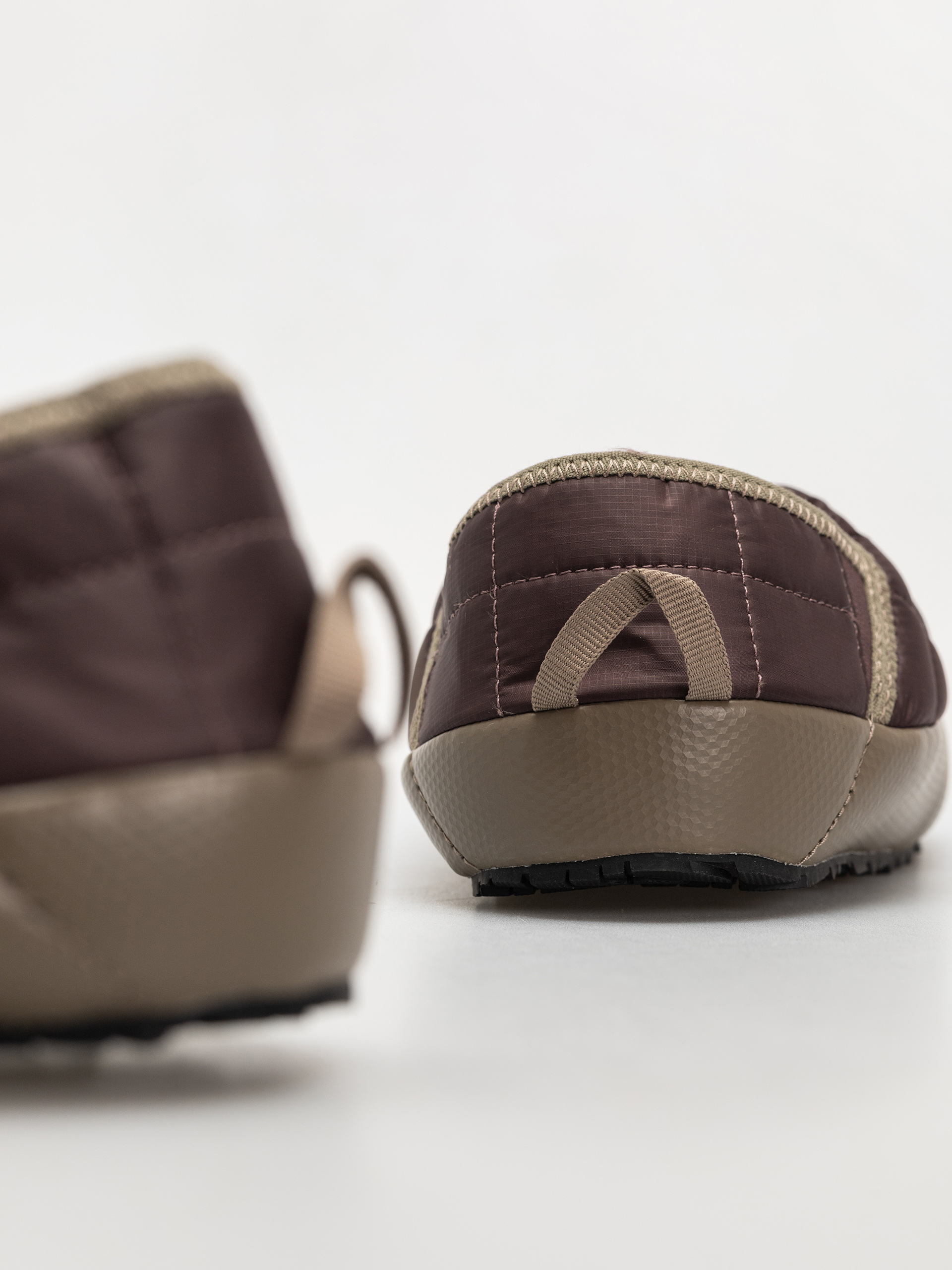 Buty The North Face Thermoball Traction Mule V Wmn (tawny quartz/mocha brow)