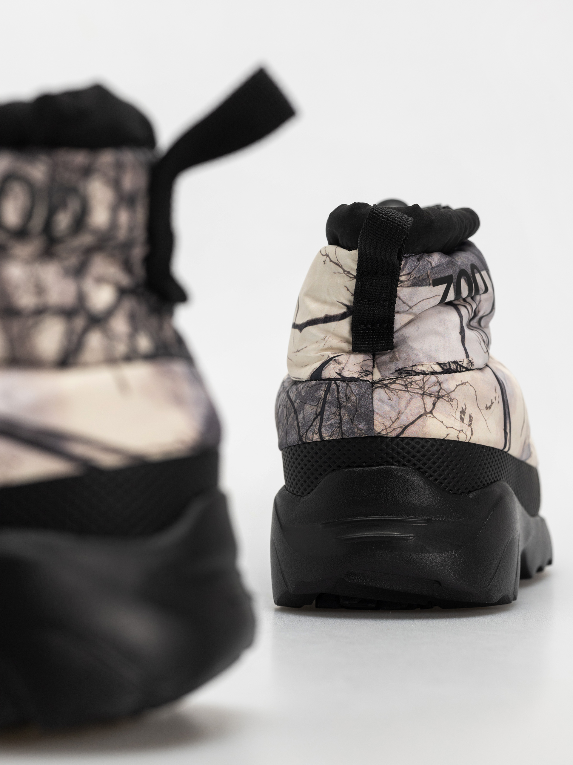 Buty The North Face Nuptse Traction Chukka (image lift camo white d)
