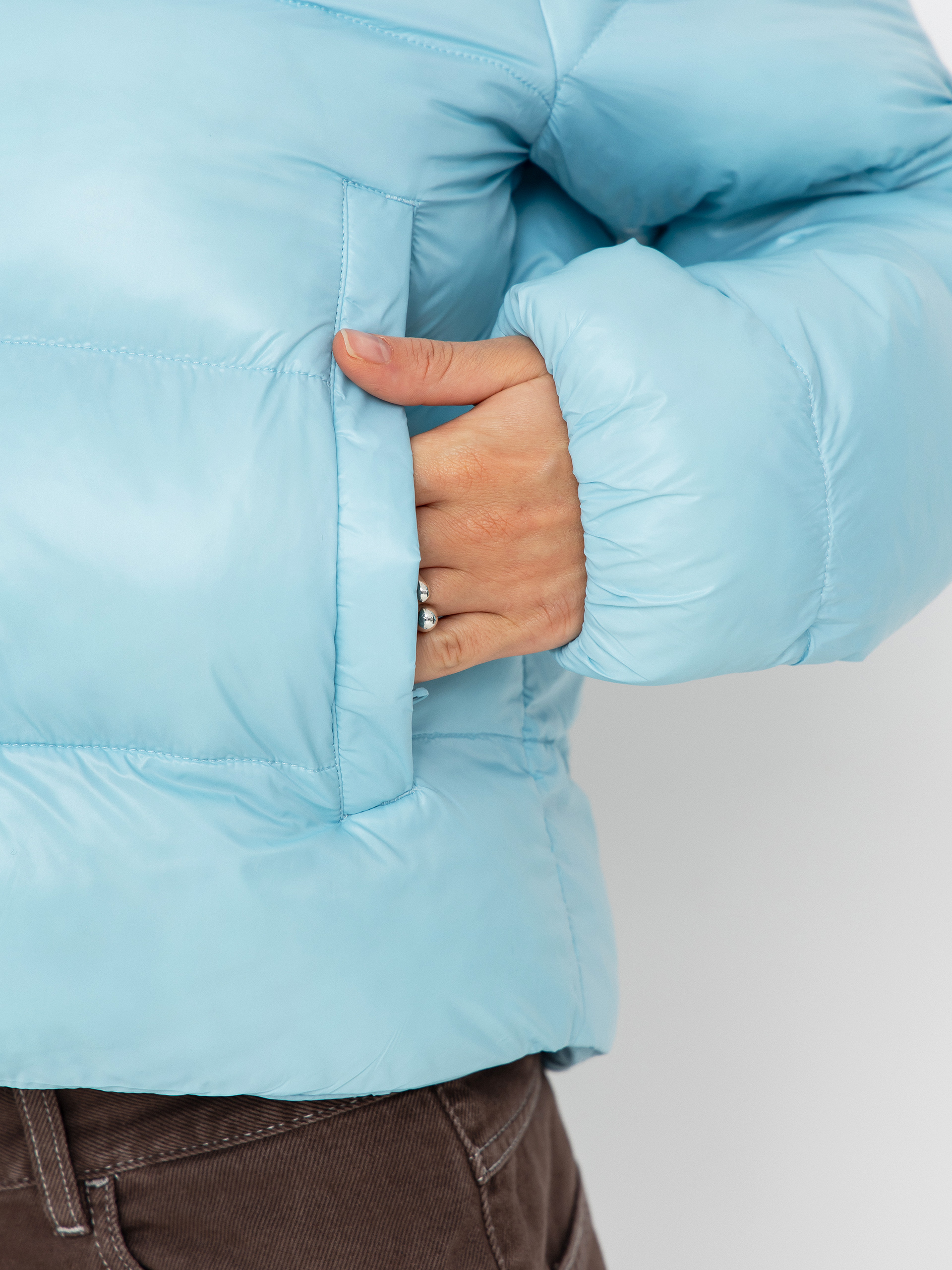 Kurtka Helly Hansen Jade Puffer Wmn (light cyan)