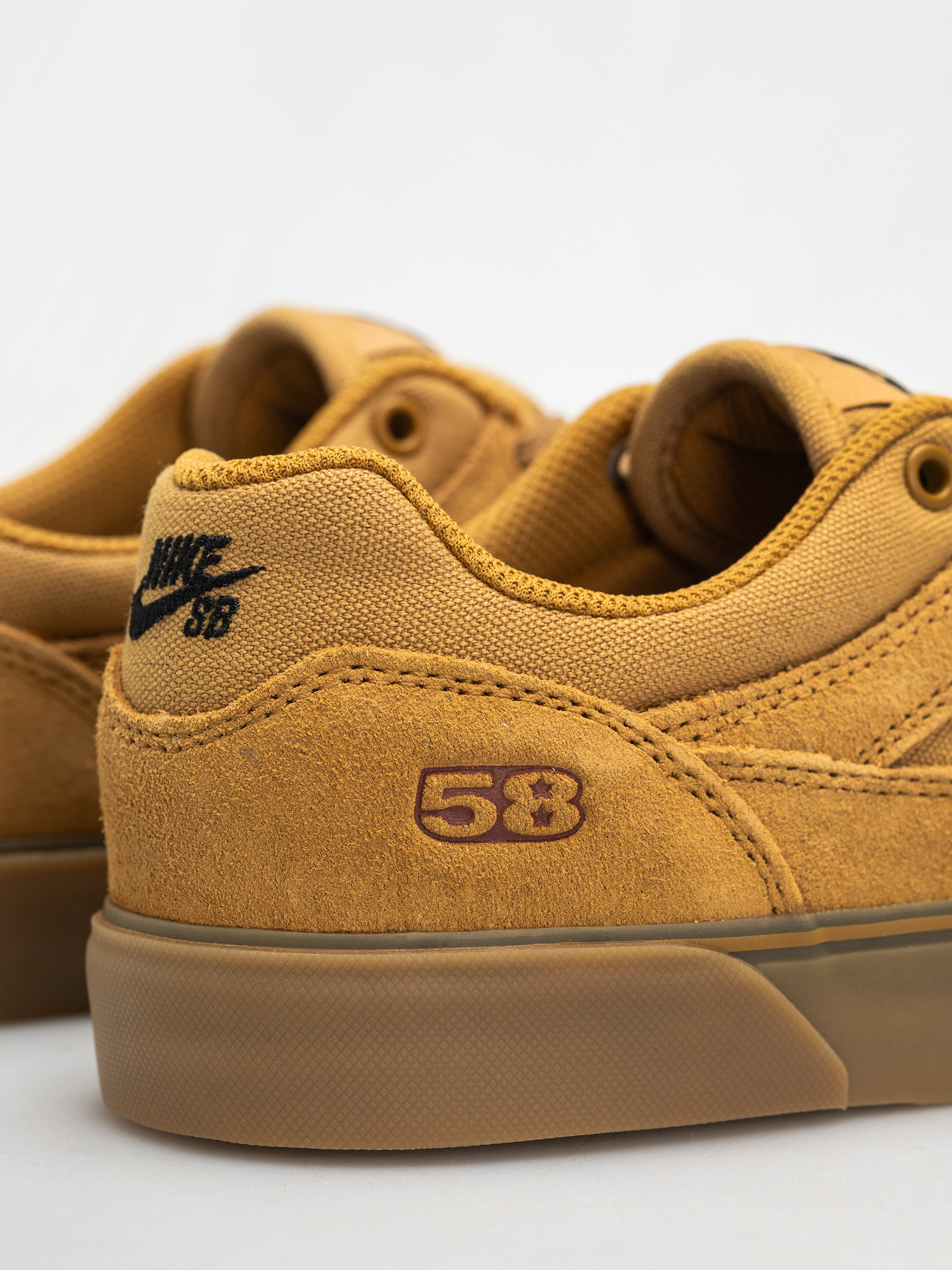 Buty Nike SB Malor TE (wheat/black wheat gum light brown)