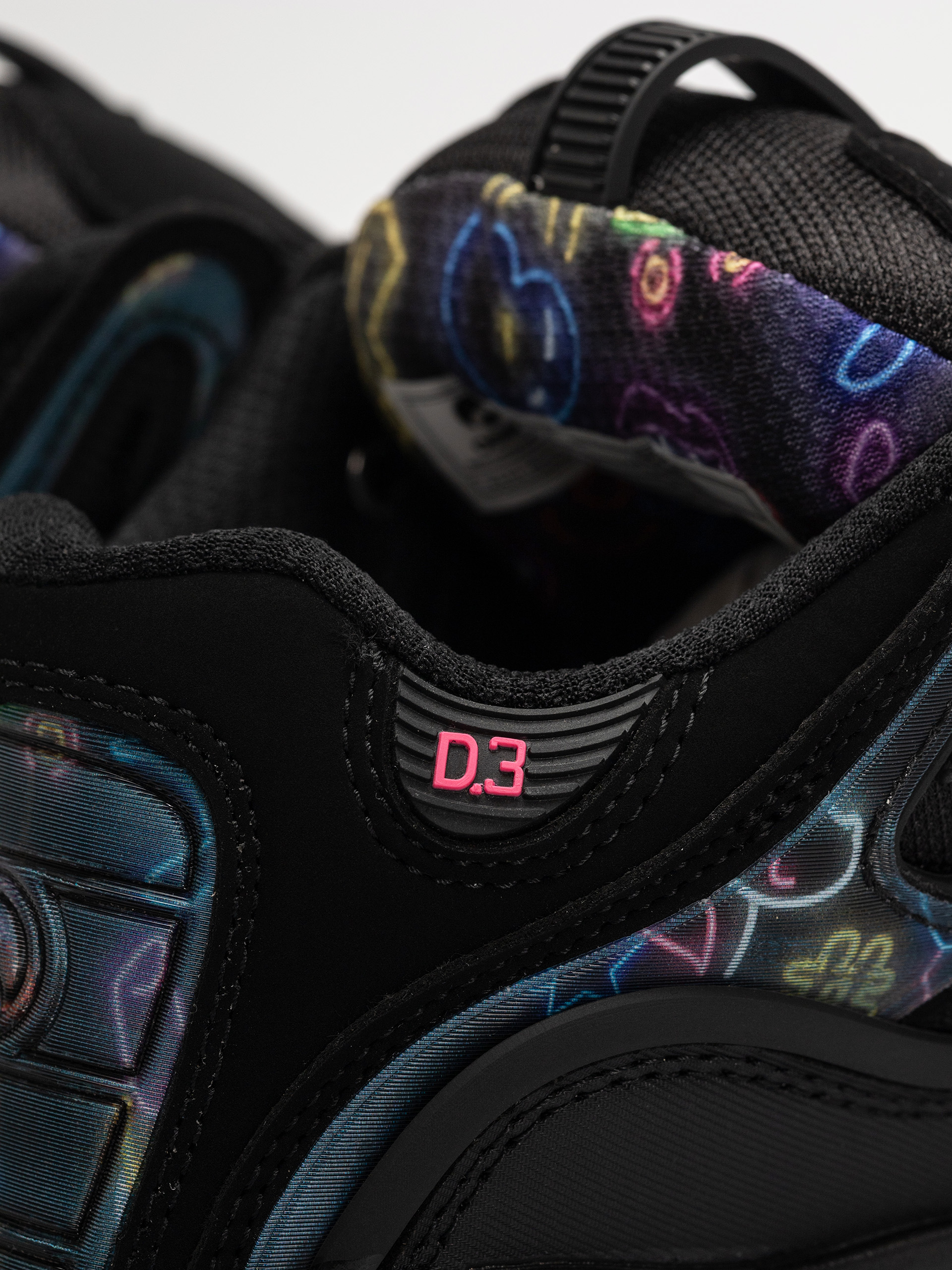 Buty Osiris D3 2001 (black/pink/holo)