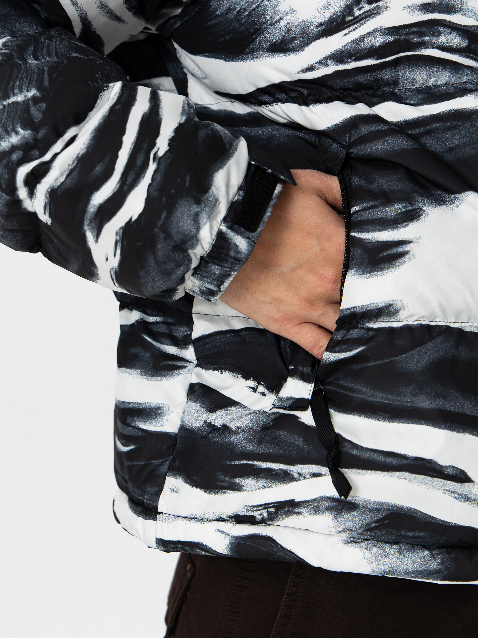 Kurtka The North Face 1996 Retro Nuptse Print (tnf black edge of light)