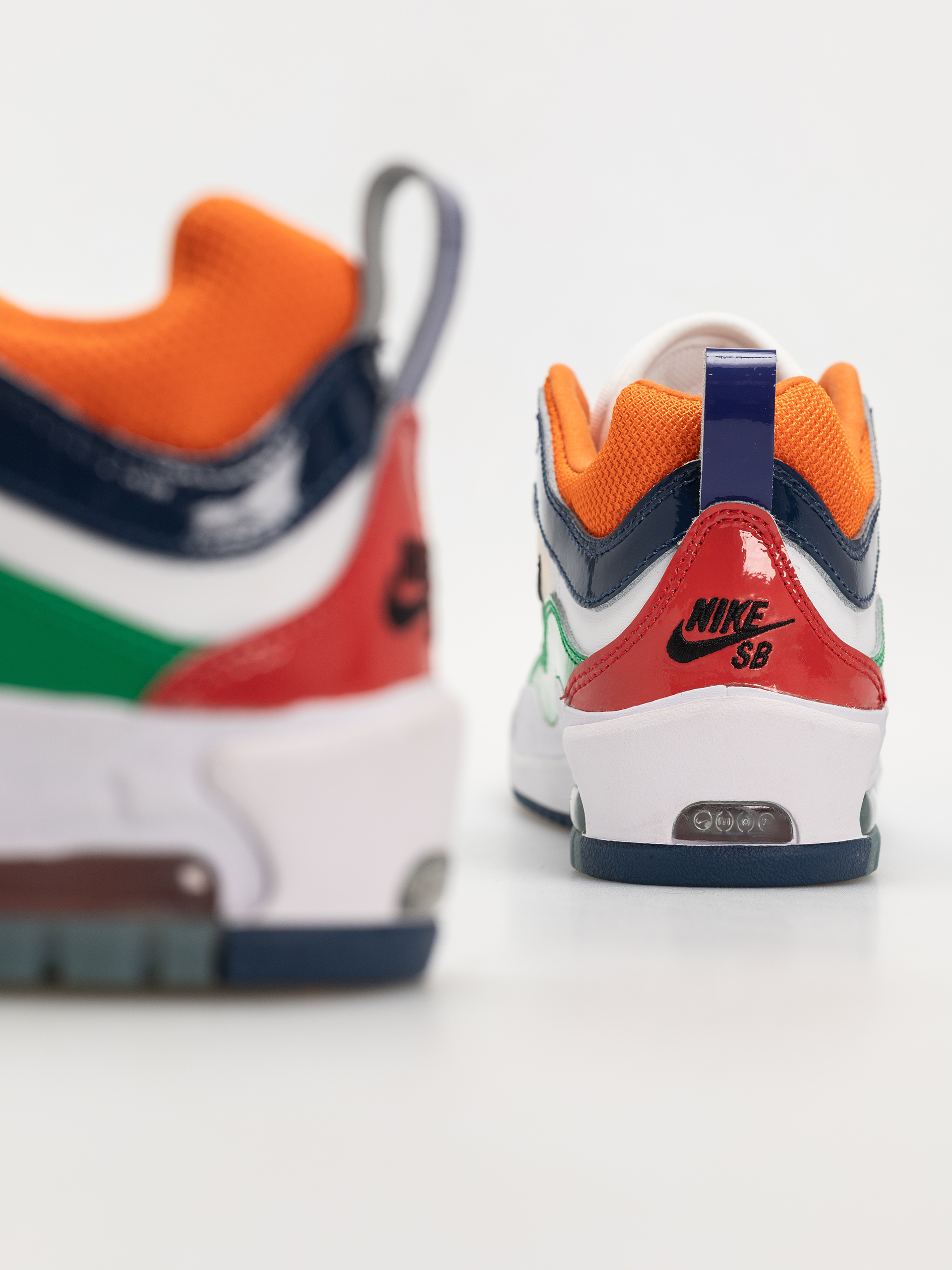 Buty Nike SB Air Max Ishod Prm (university red/black amarillo navy)