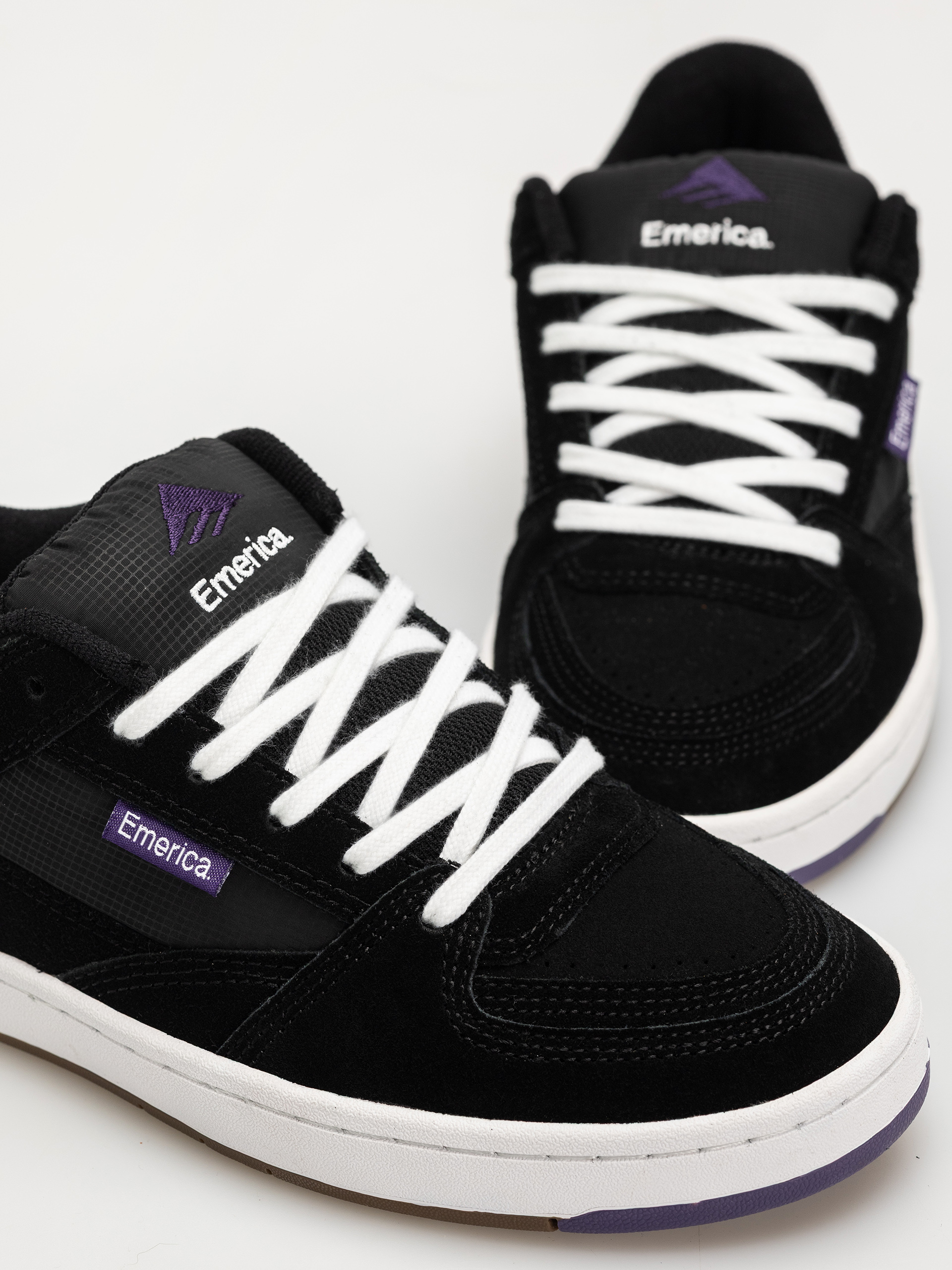 Buty Emerica Mute (black/white/gum)