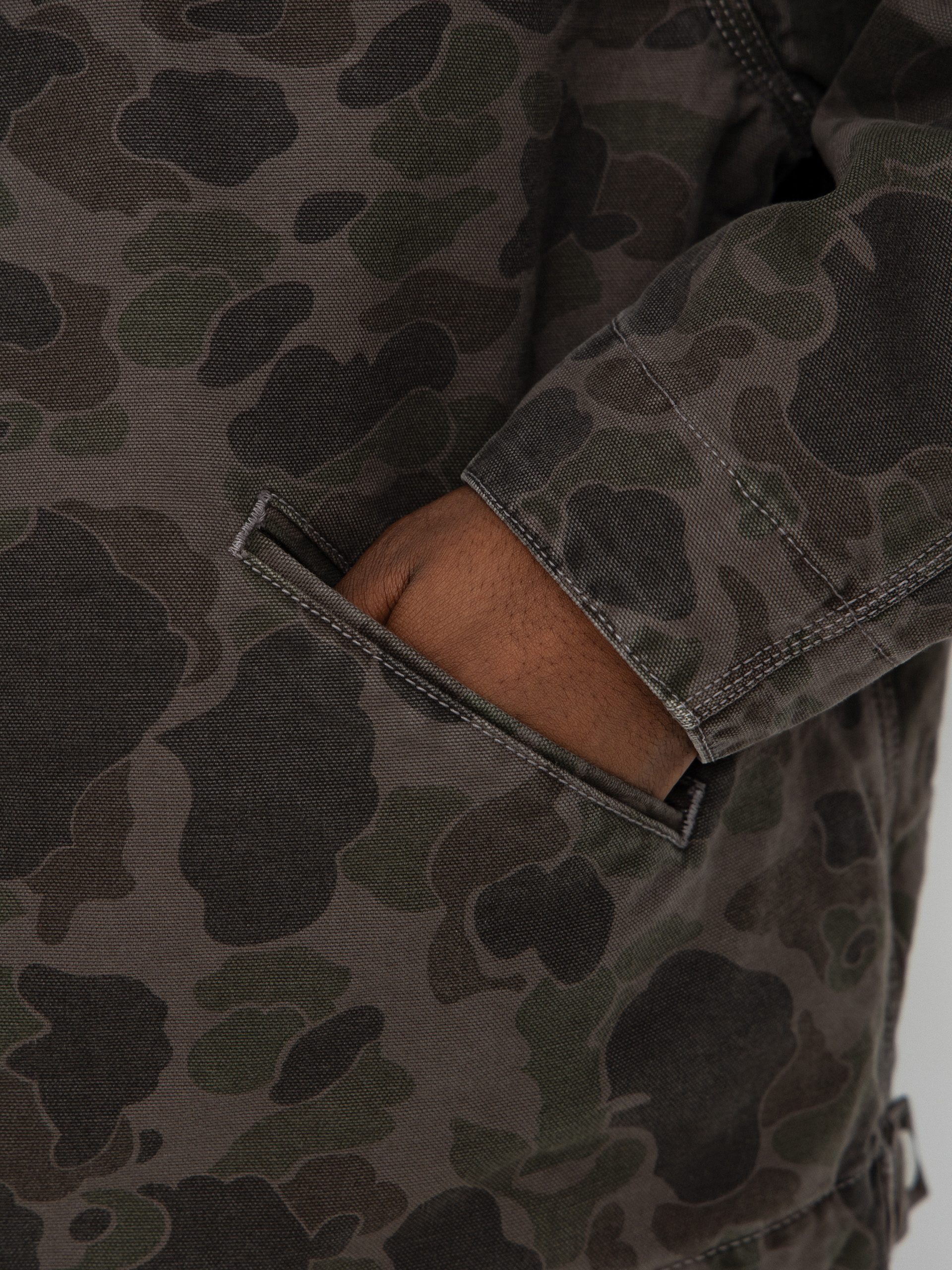 Kurtka Carhartt WIP Duck Detroit (camo duck/green/porphyry/garment dyed)