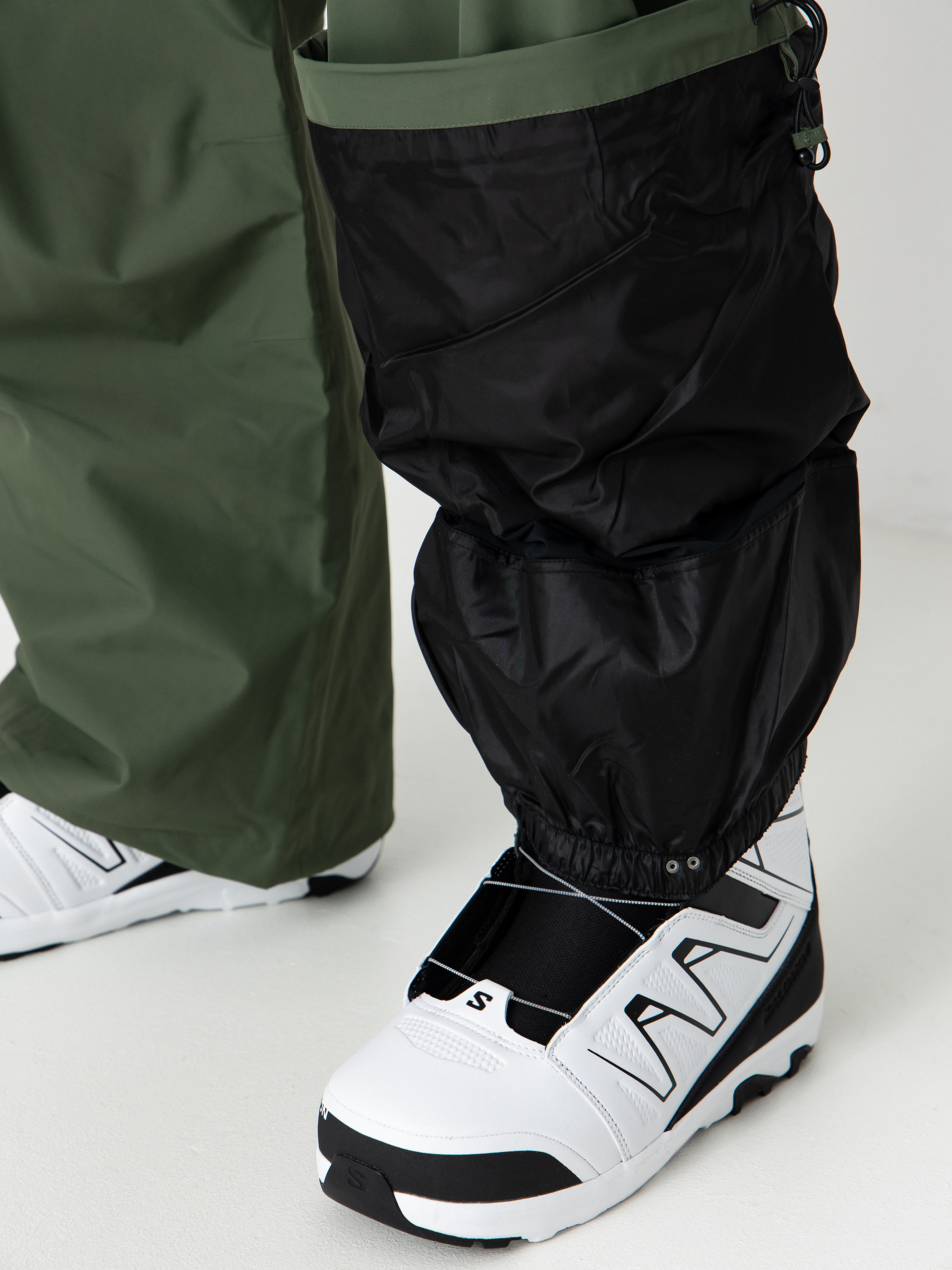 Męskie Spodnie snowboardowe Beyond Medals Park (dark green)