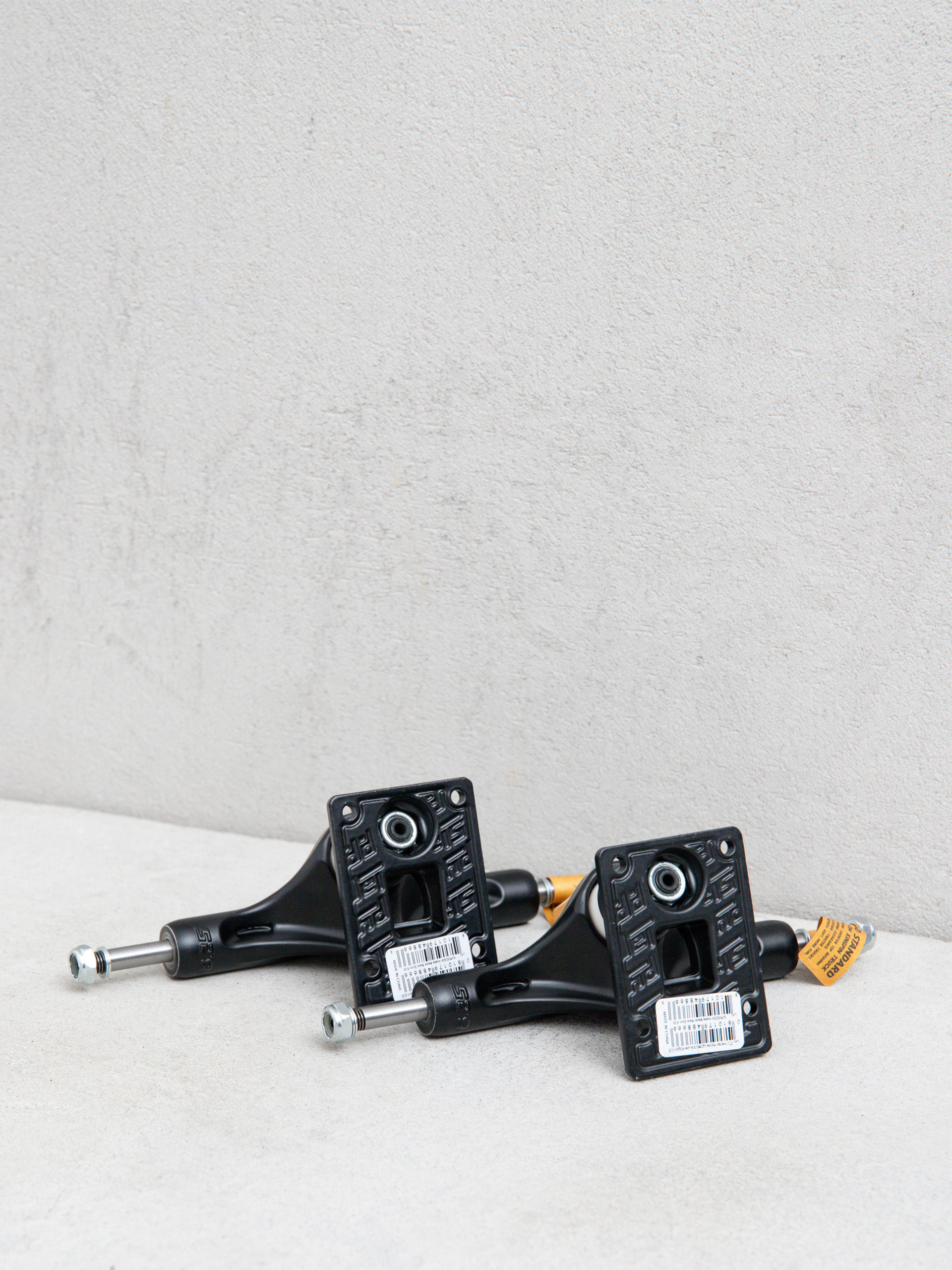 Traki Slappy ST1 Inverted Hollow Lights Ultra Low (matte black/black gold)