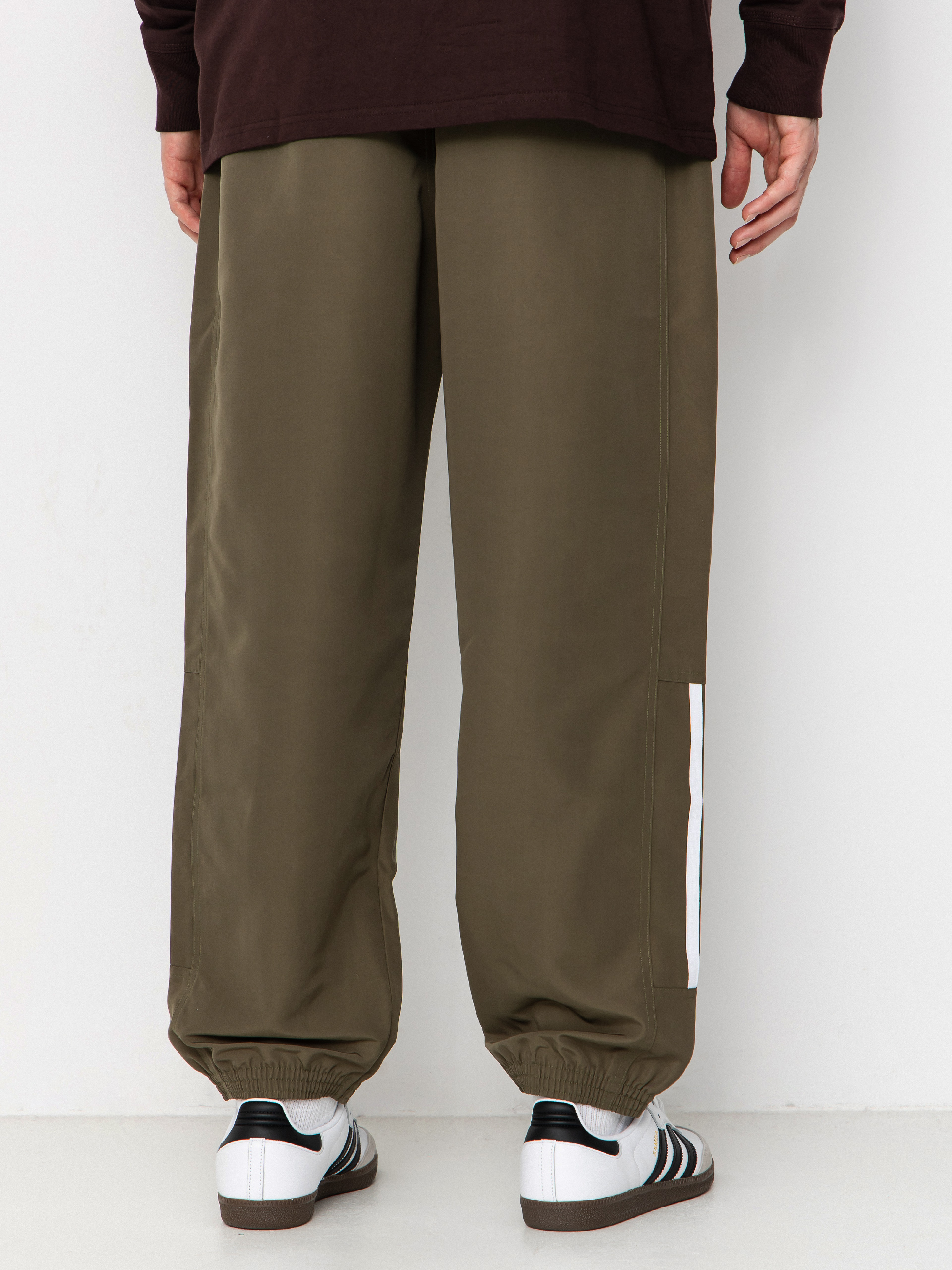 Spodnie adidas Gatsele (olistr/white)