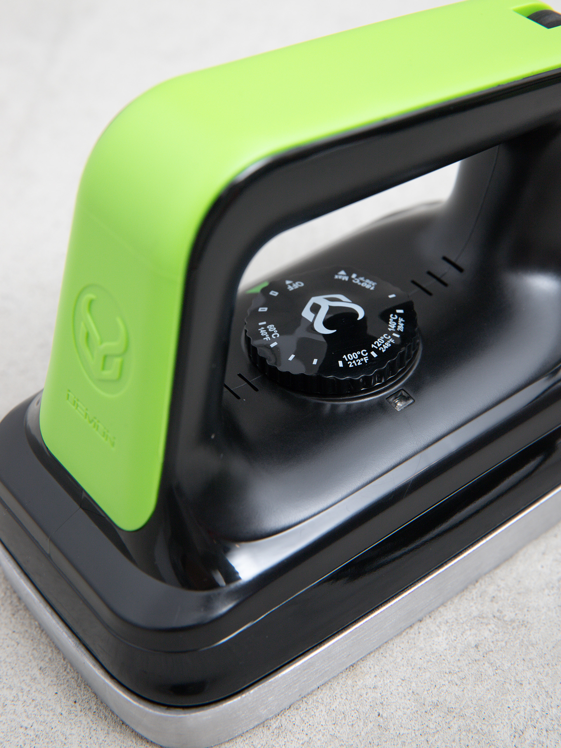 Żelazko Demon Slide Iron