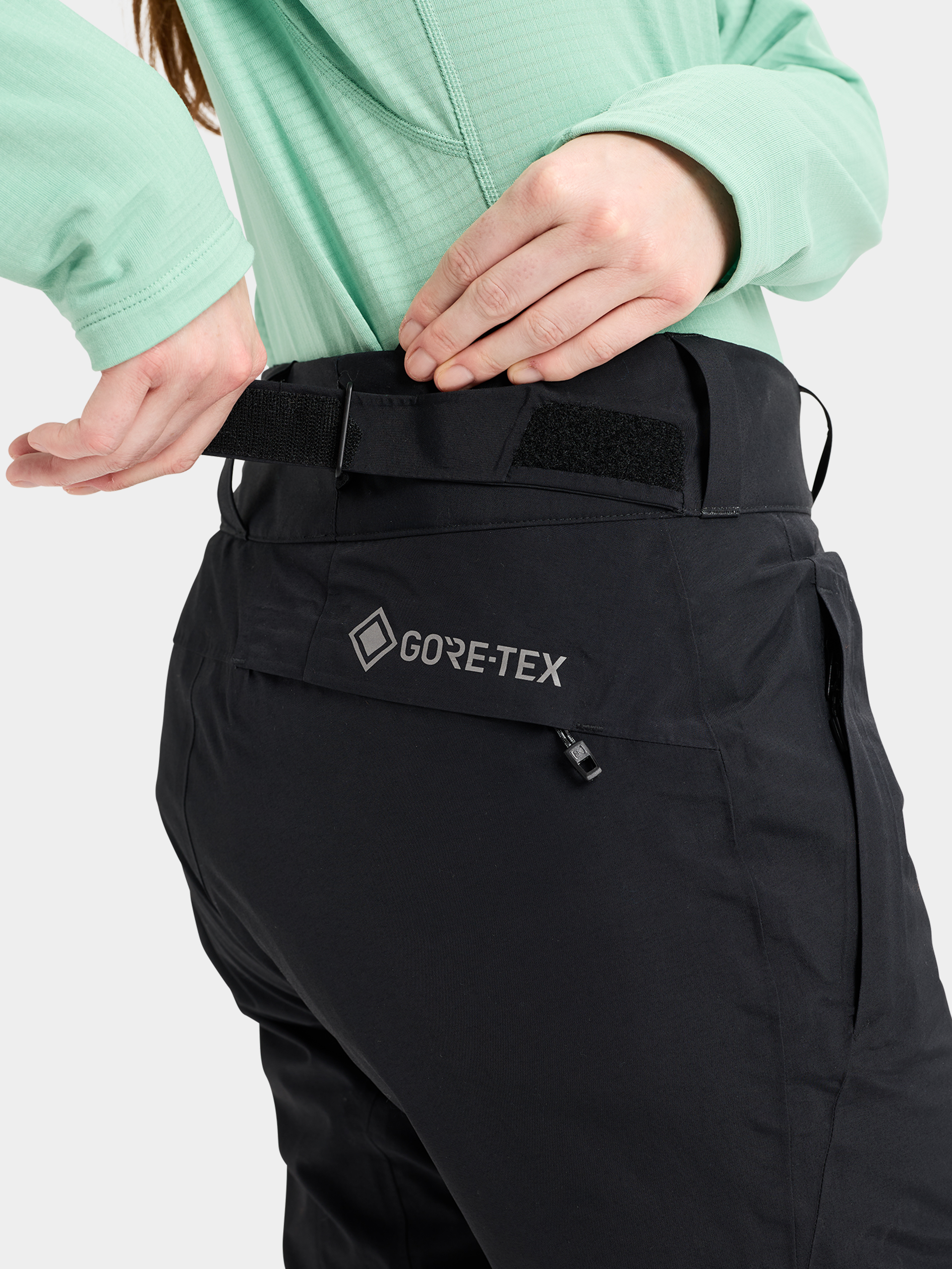 Damskie Spodnie snowboardowe Burton Ak Gore Tex Summit 2L Insulated (true black)