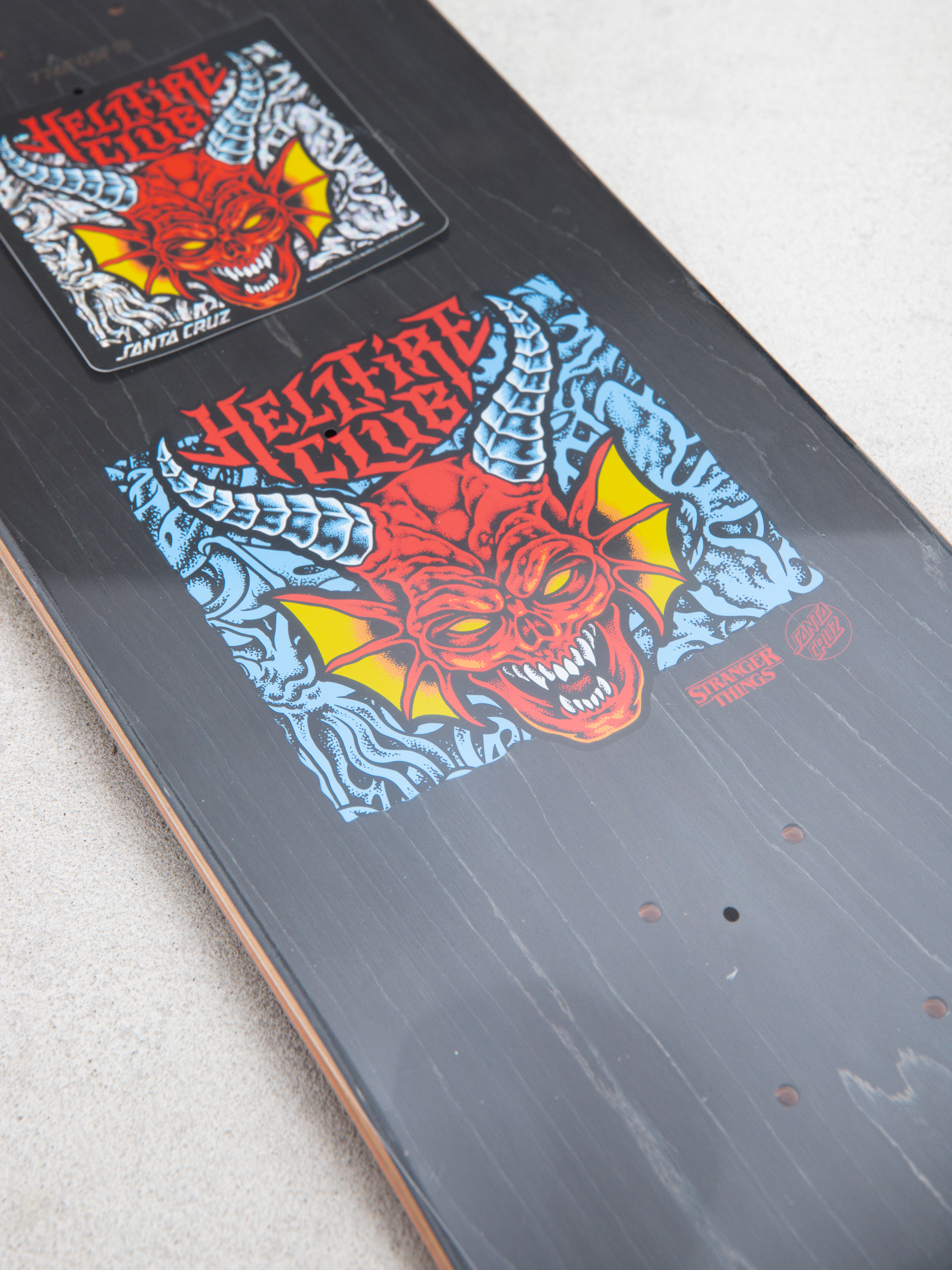 Deck Santa Cruz X Stranger Things Hellfire Club