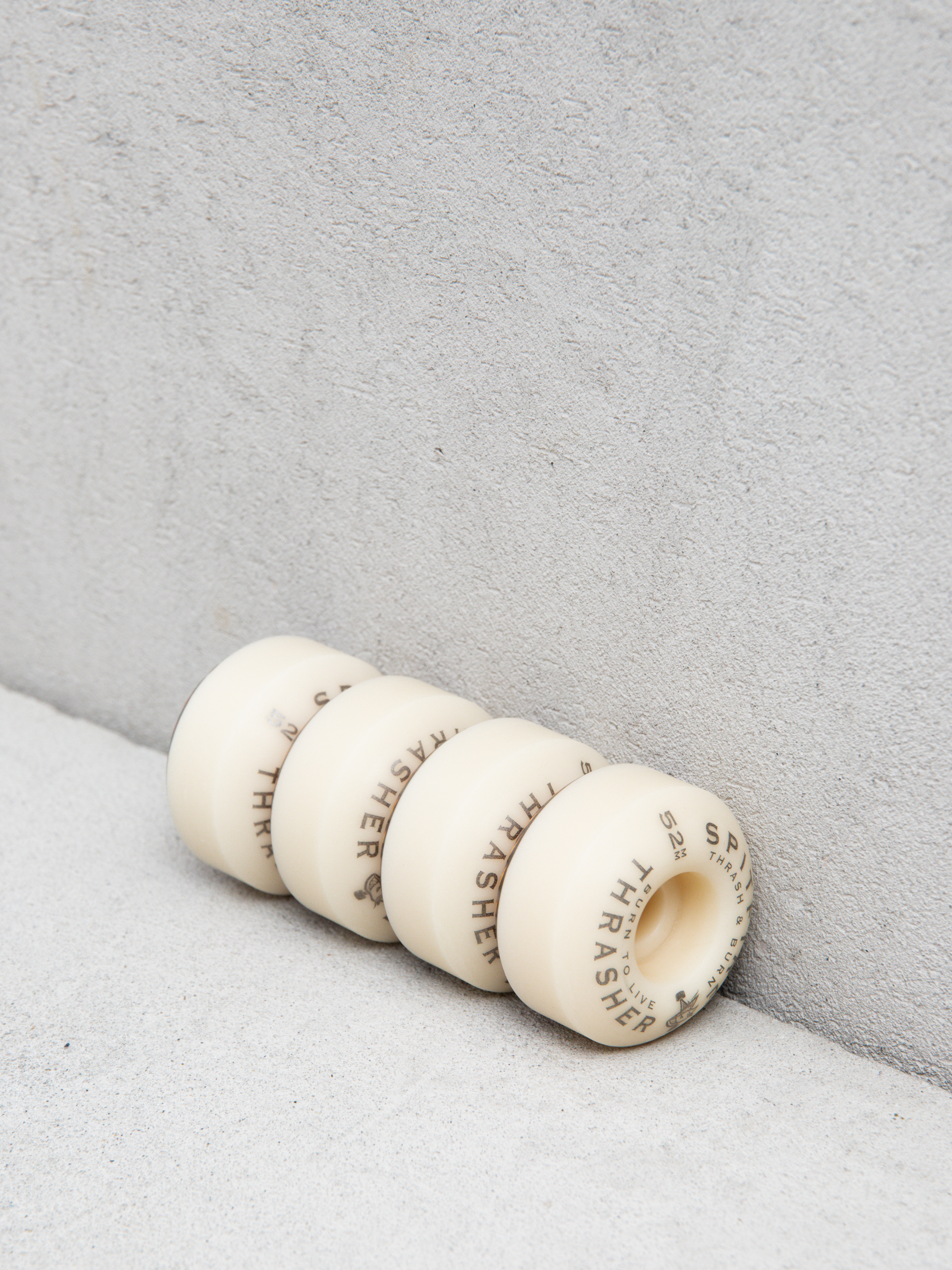 Kółka Spitfire X Thrasher Classic Flame F4 99D Classic (natural)