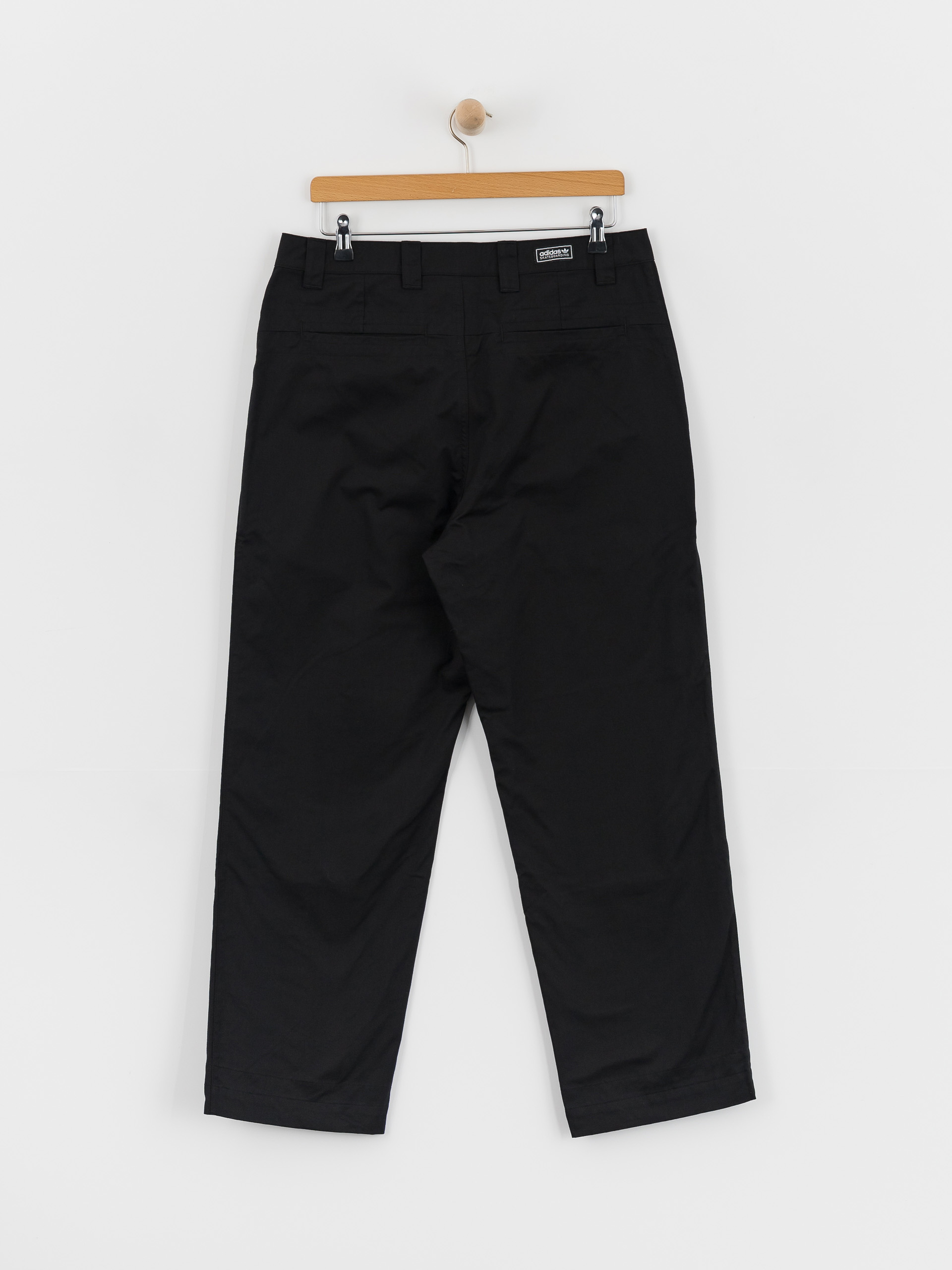 Spodnie adidas Skt Chino (black)