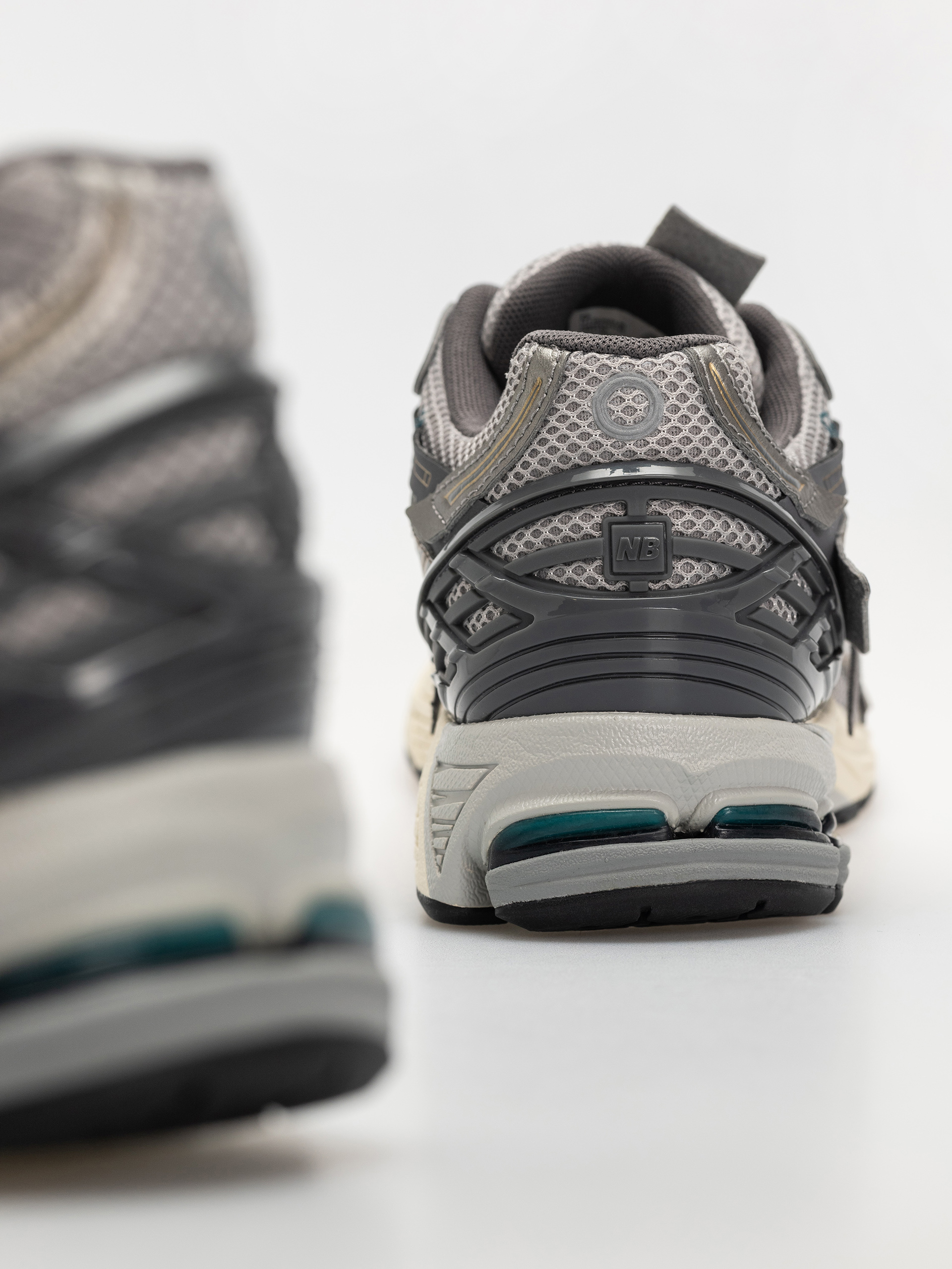 Buty New Balance 1906 (thunder brown/slate grey)