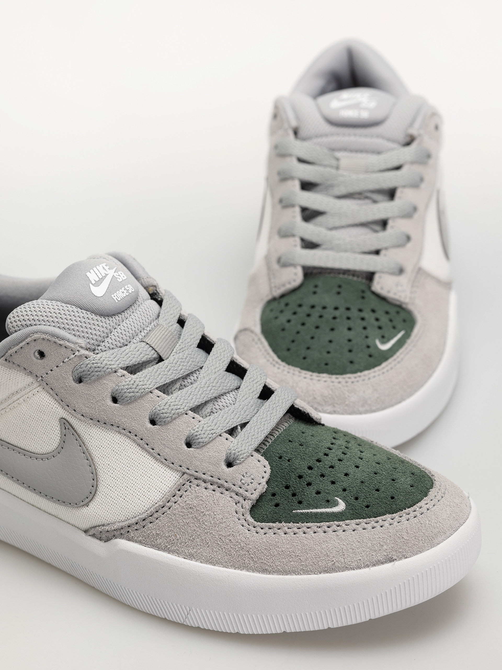 Buty Nike SB Force 58 (white/flt silver fir white)
