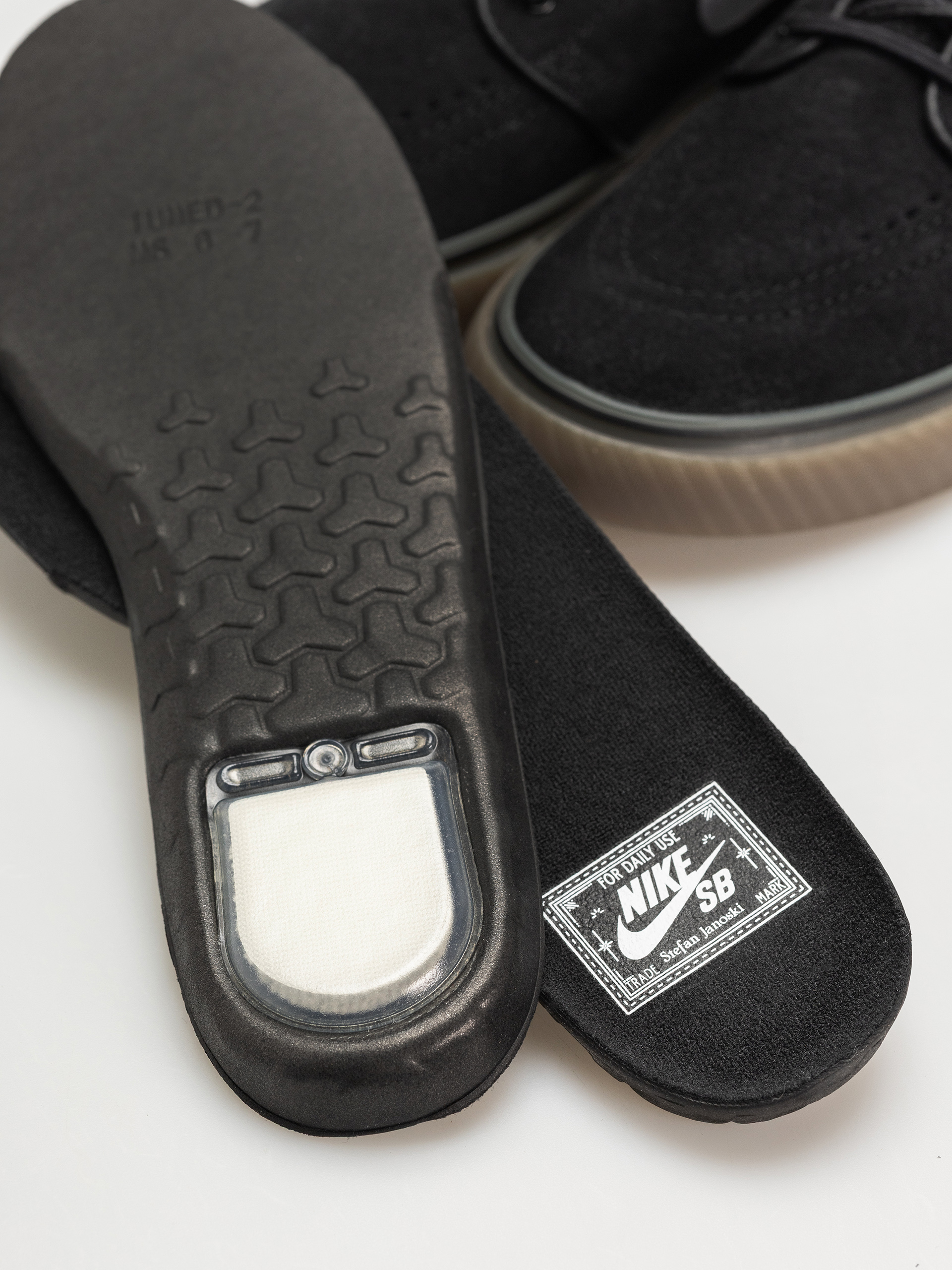 Buty Nike SB Zoom Janoski Og+ (black/white black gum light brown)