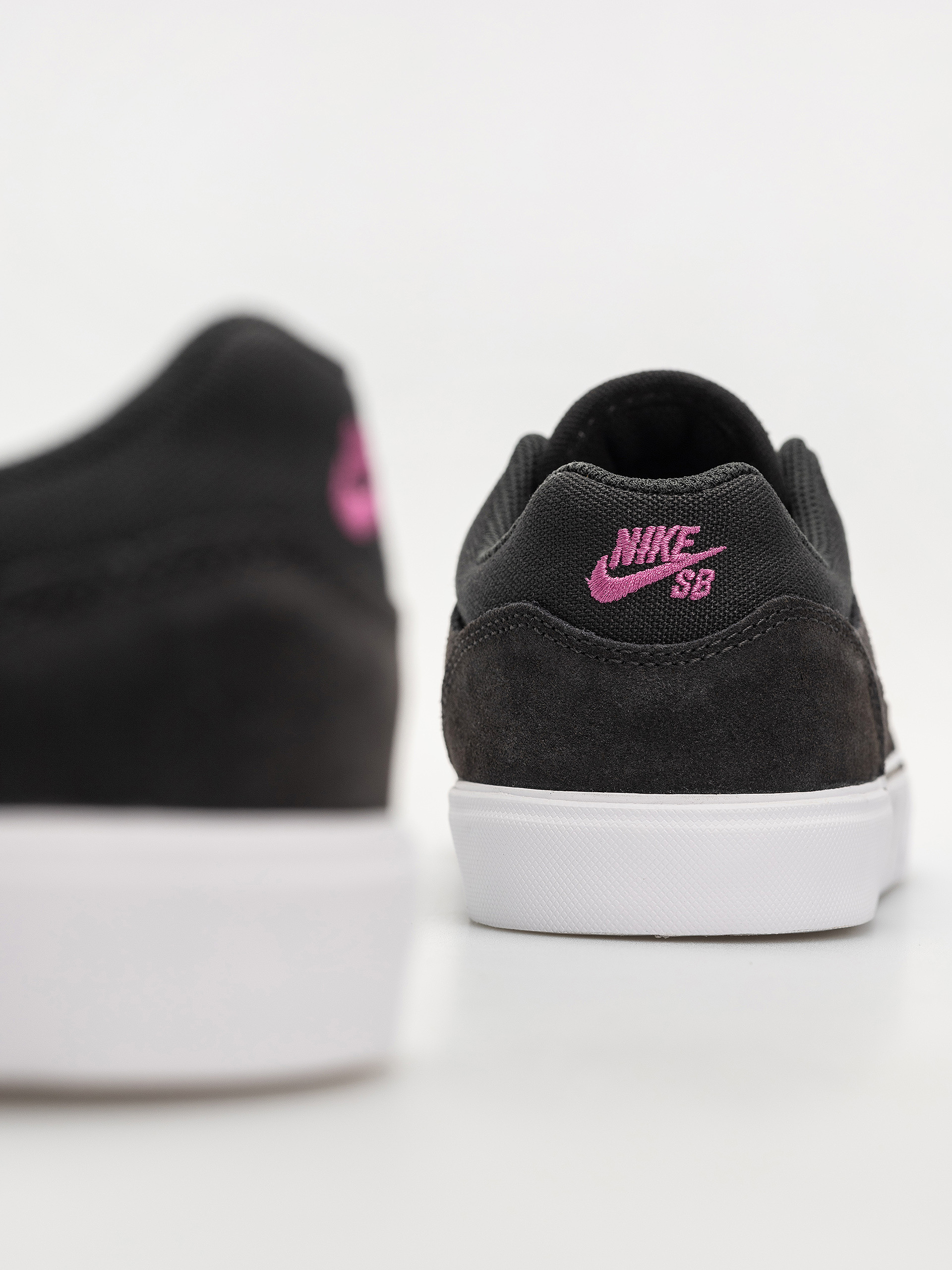 Buty Nike SB Malor (dk smoke grey/rave pink dk smoke grey)