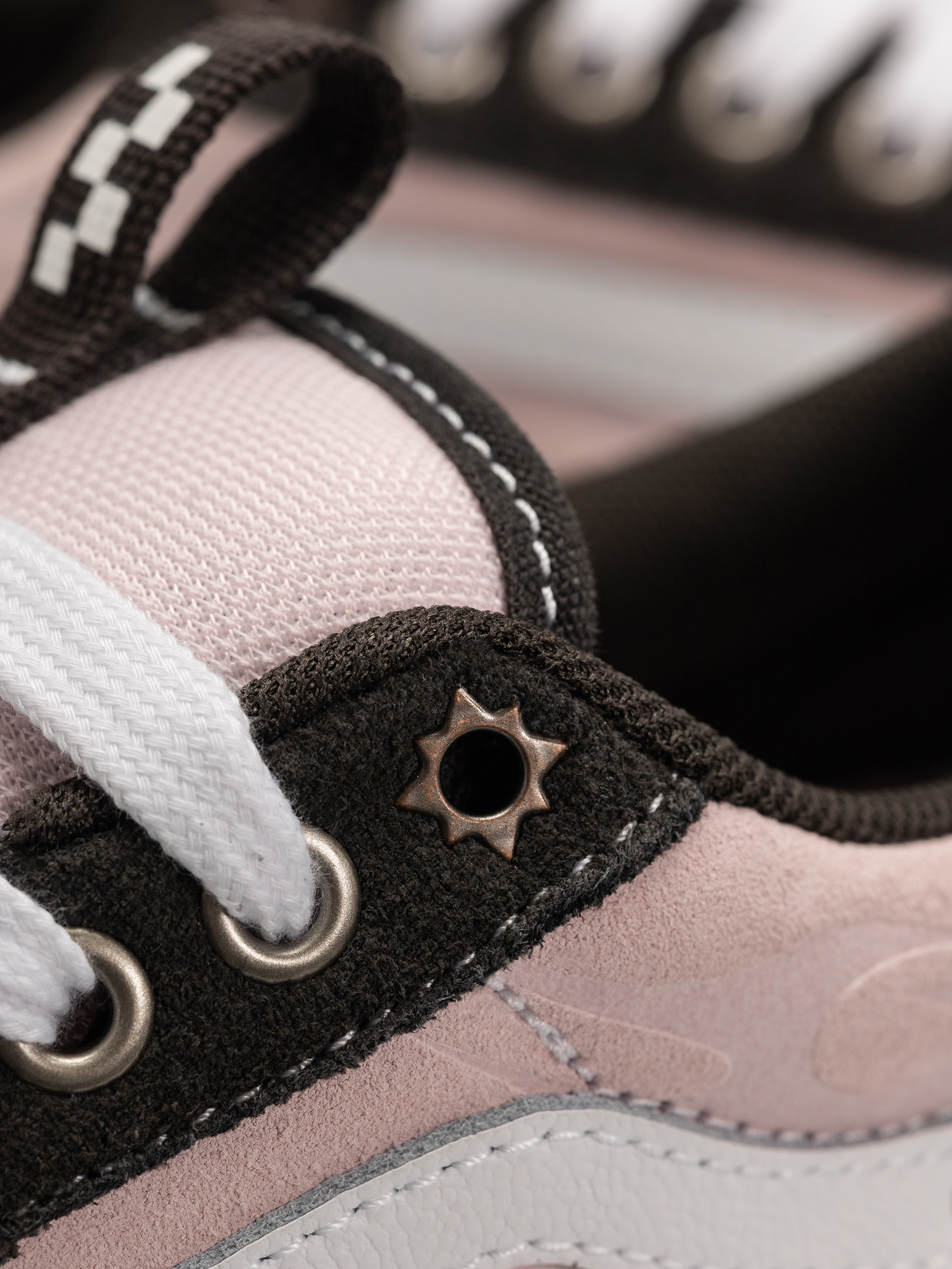 Buty Vans Skate Old Skool 36 + (black/pink)