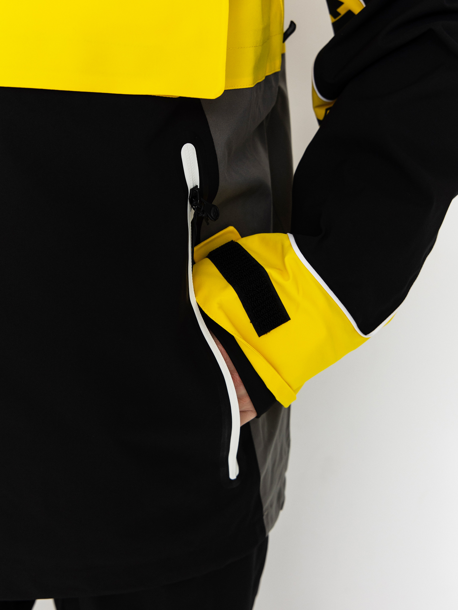 Męska Kurtka snowboardowa ThirtyTwo Light Anorak (black/yellow)