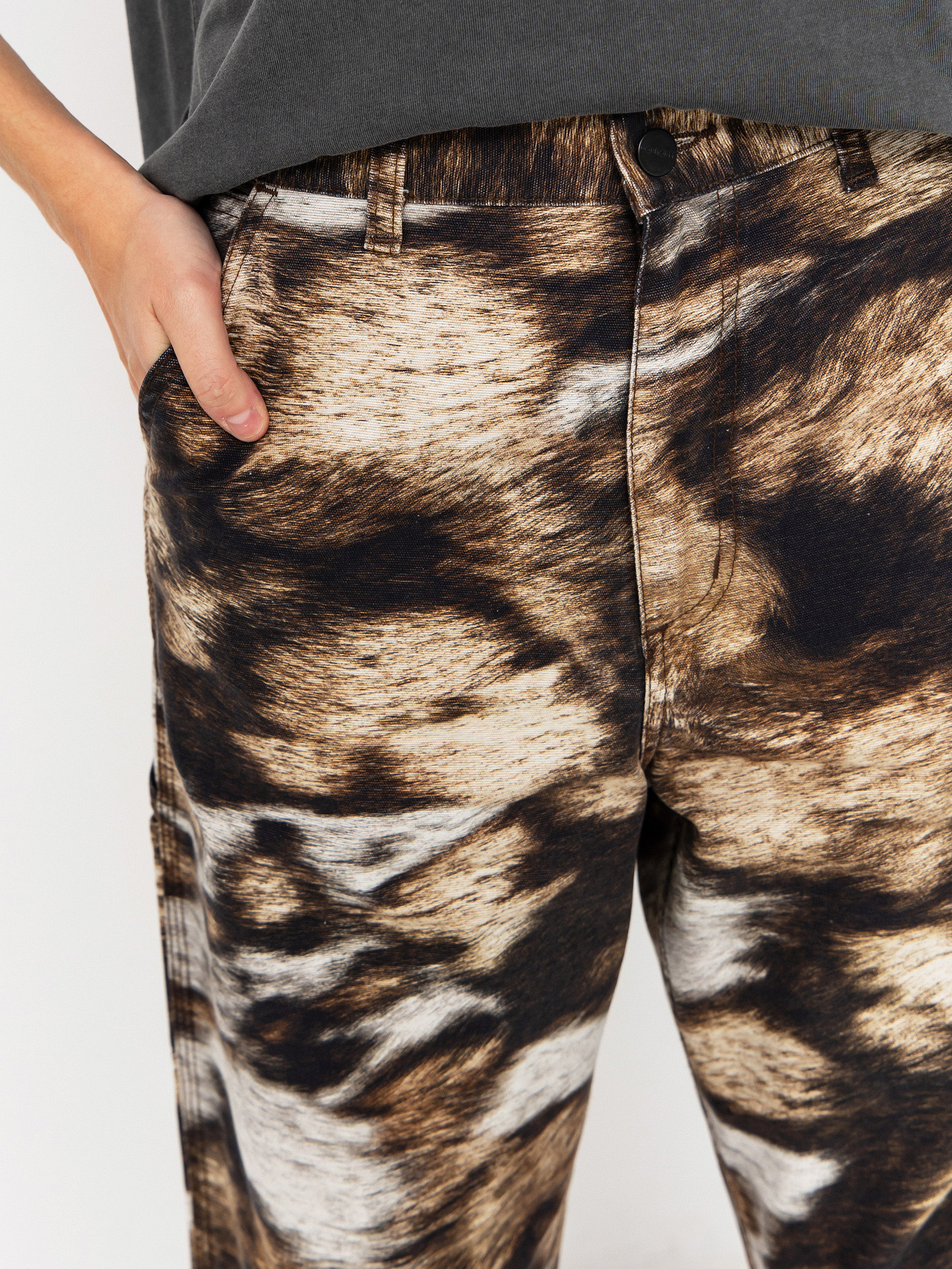 Spodnie Carhartt WIP Brandon Single Knee Wmn (wild dog print/stone washed)