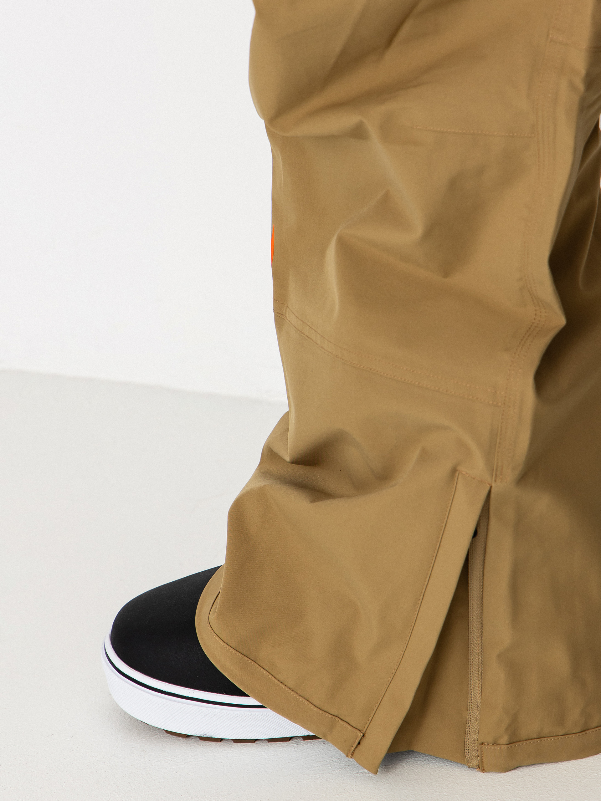 Męskie Spodnie snowboardowe ThirtyTwo Basement Bib (khaki)