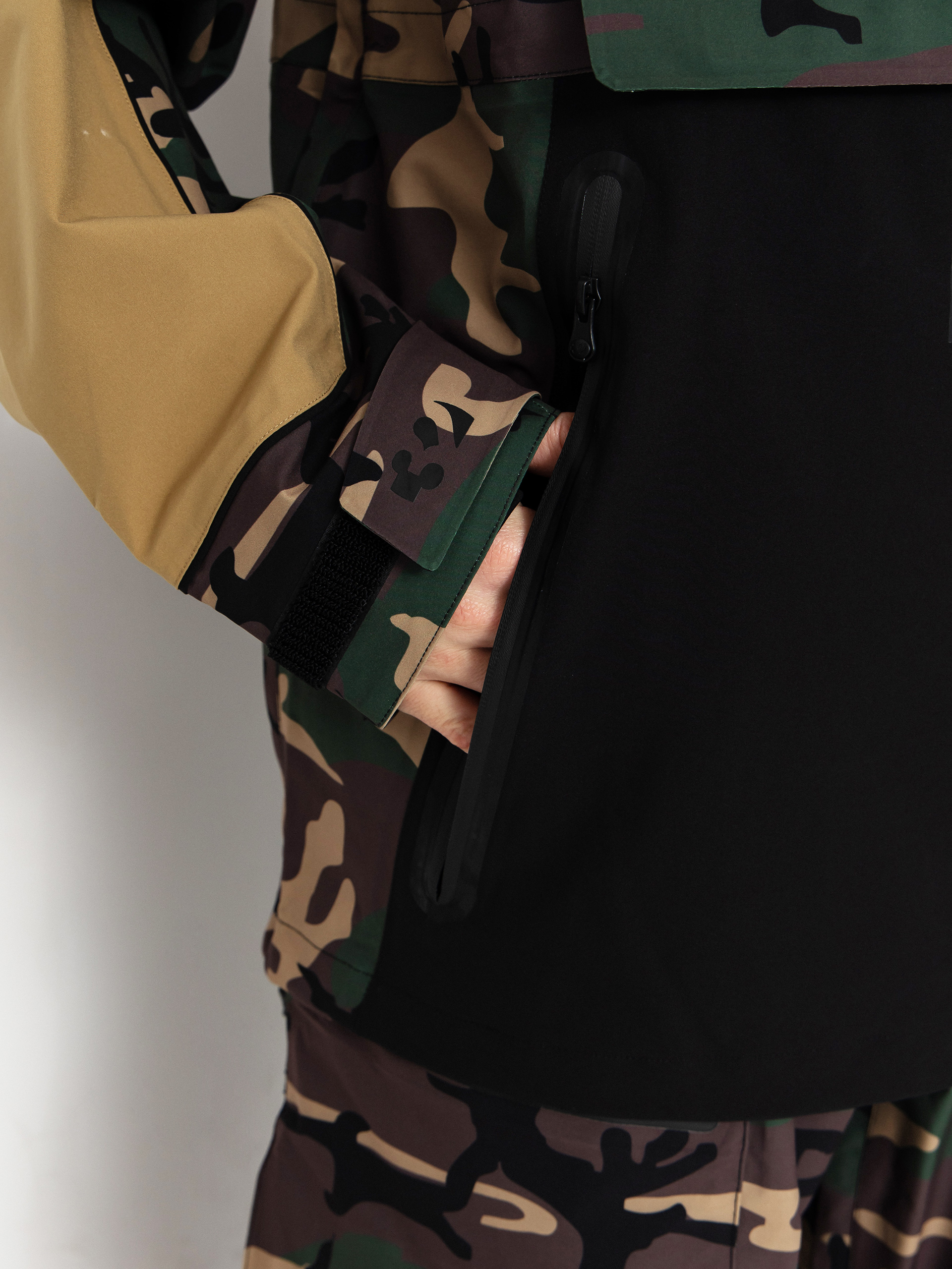 Męska Kurtka snowboardowa ThirtyTwo Light Anorak (camo)