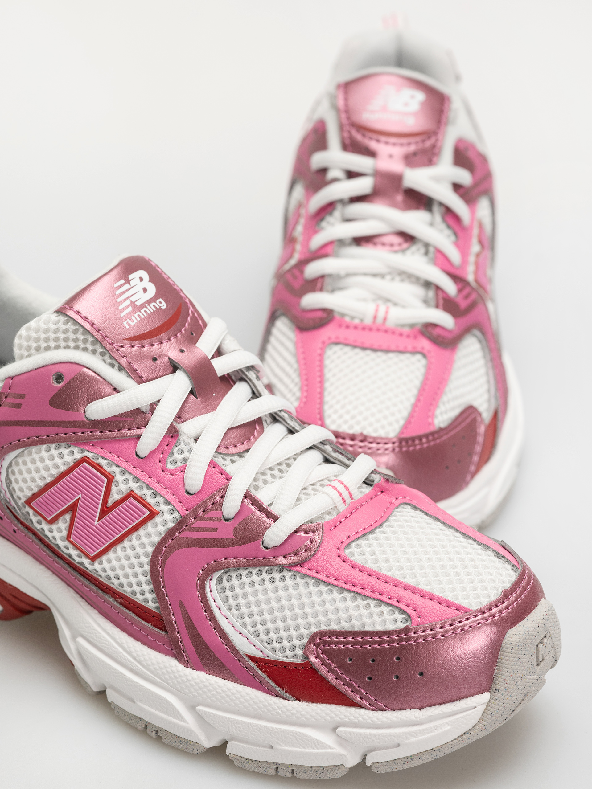 Buty New Balance 530 JR (pink satin/shadow red)