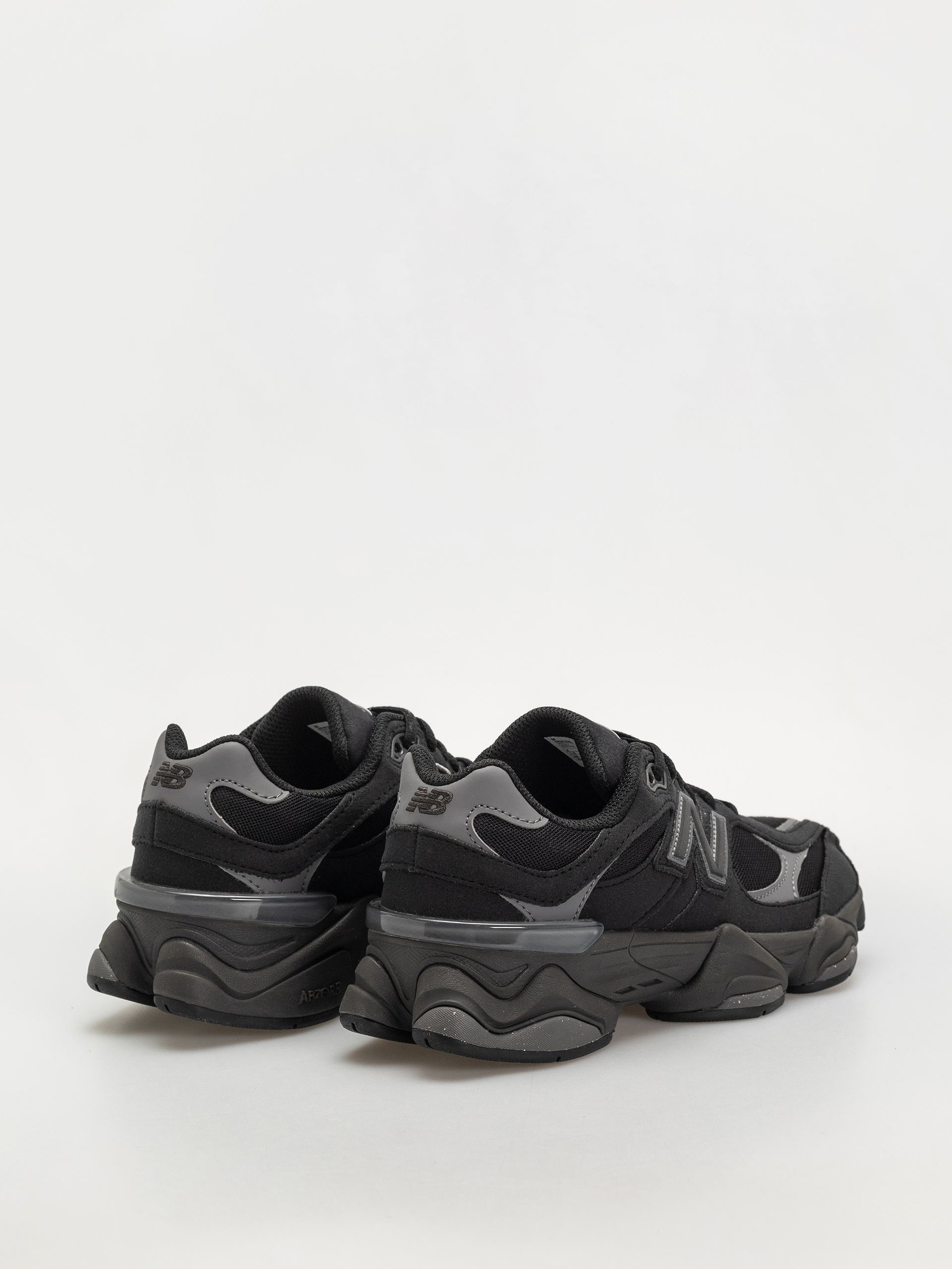 Buty New Balance 9060 JR (black/castlerock)