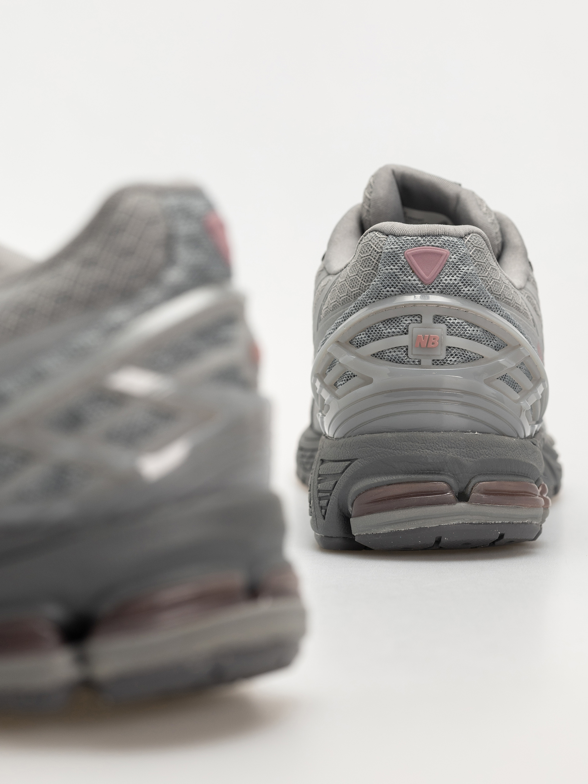 Buty New Balance 1906 (slate grey/rosewood)