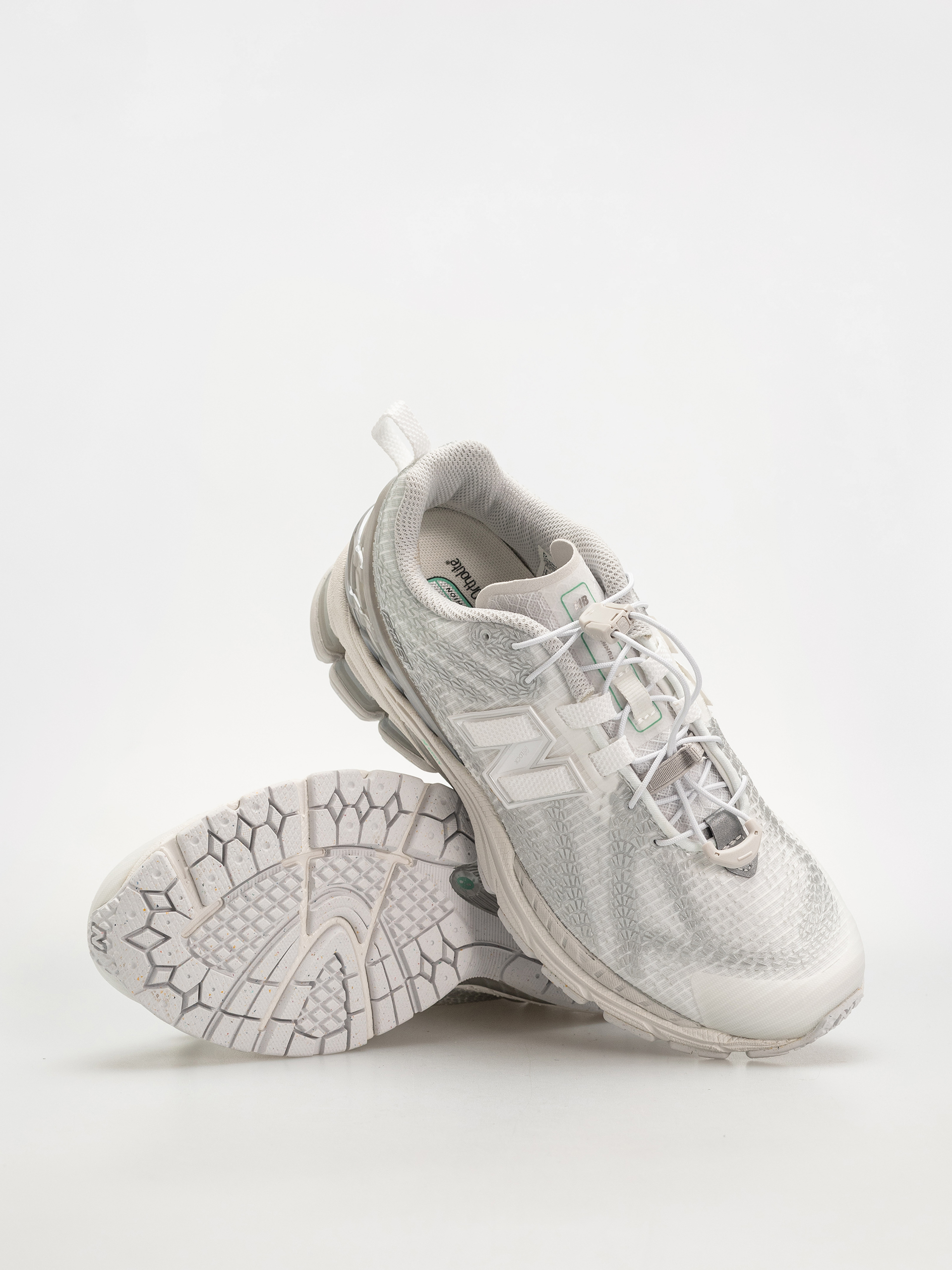 Buty New Balance 1906 (103 white/silver metallic/deep end)