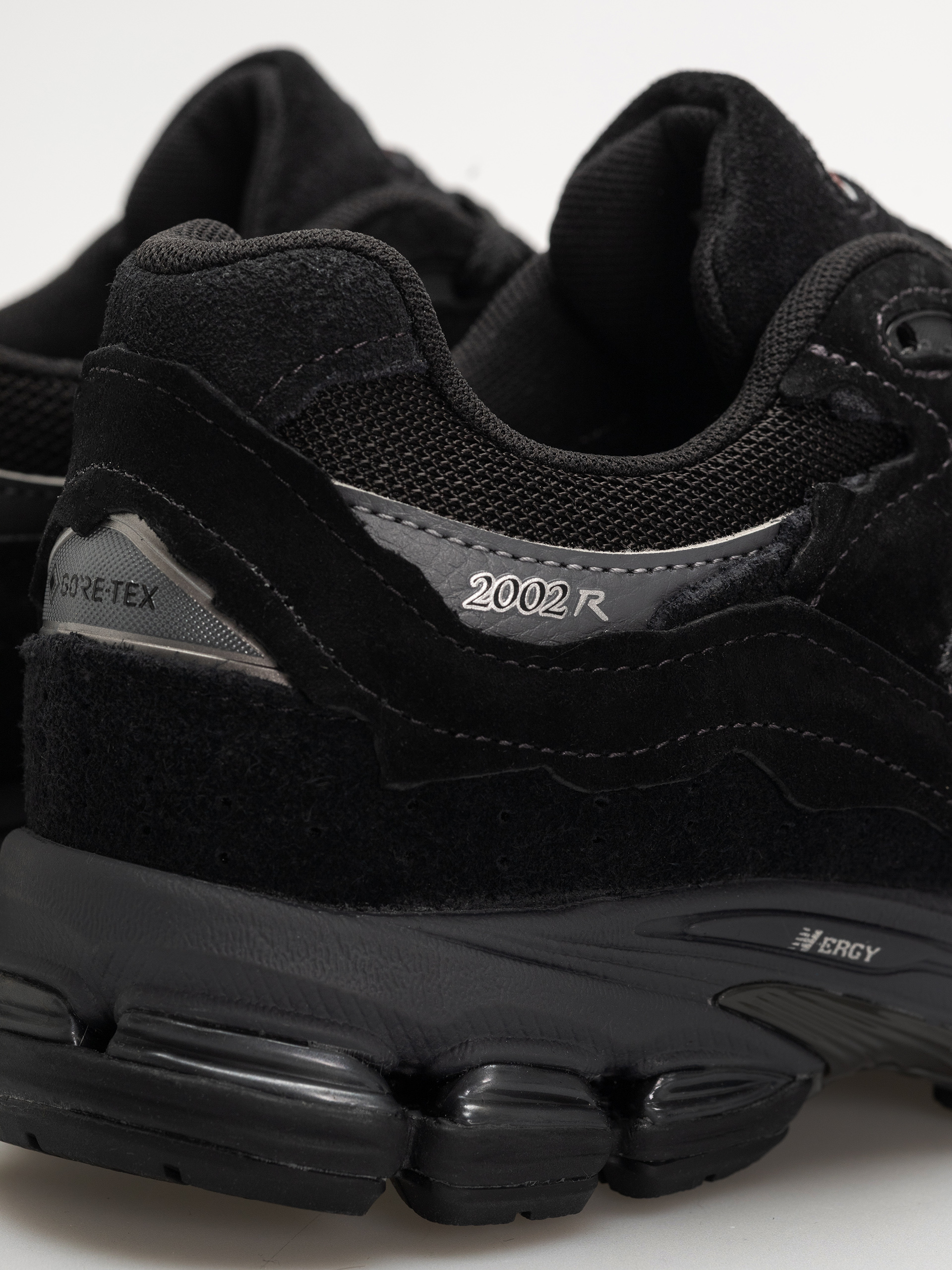 Buty New Balance 2002 (black/magnet)