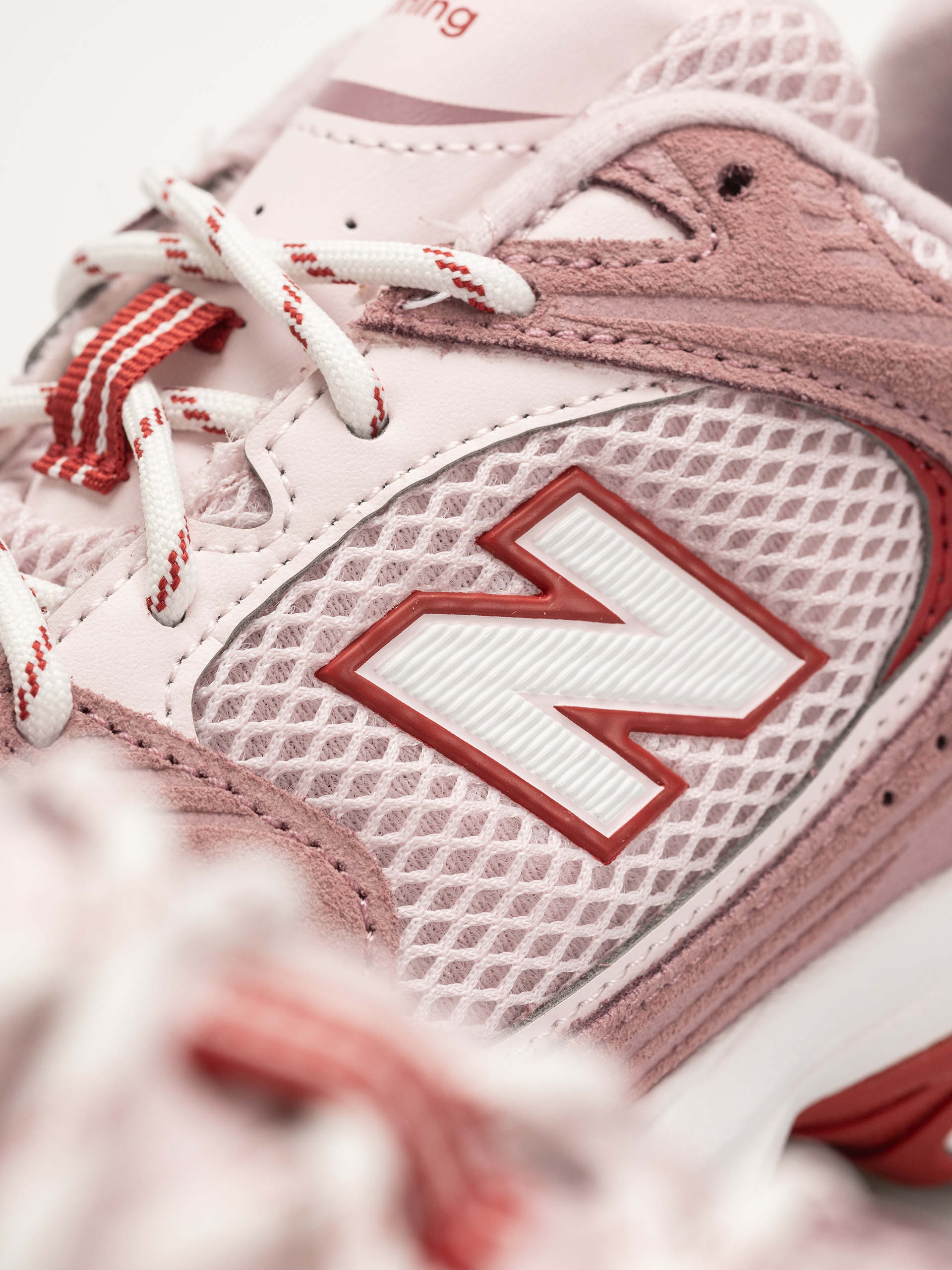 Buty New Balance 530 (rosewood/pink salt/shadow red)