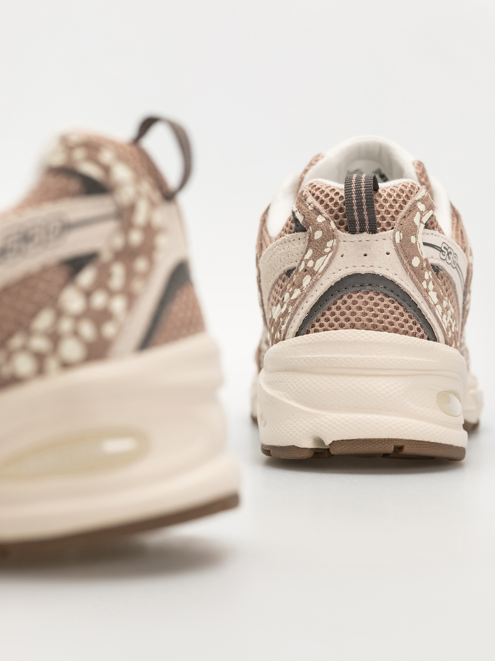Buty New Balance 530 (flat taupe/tornado)