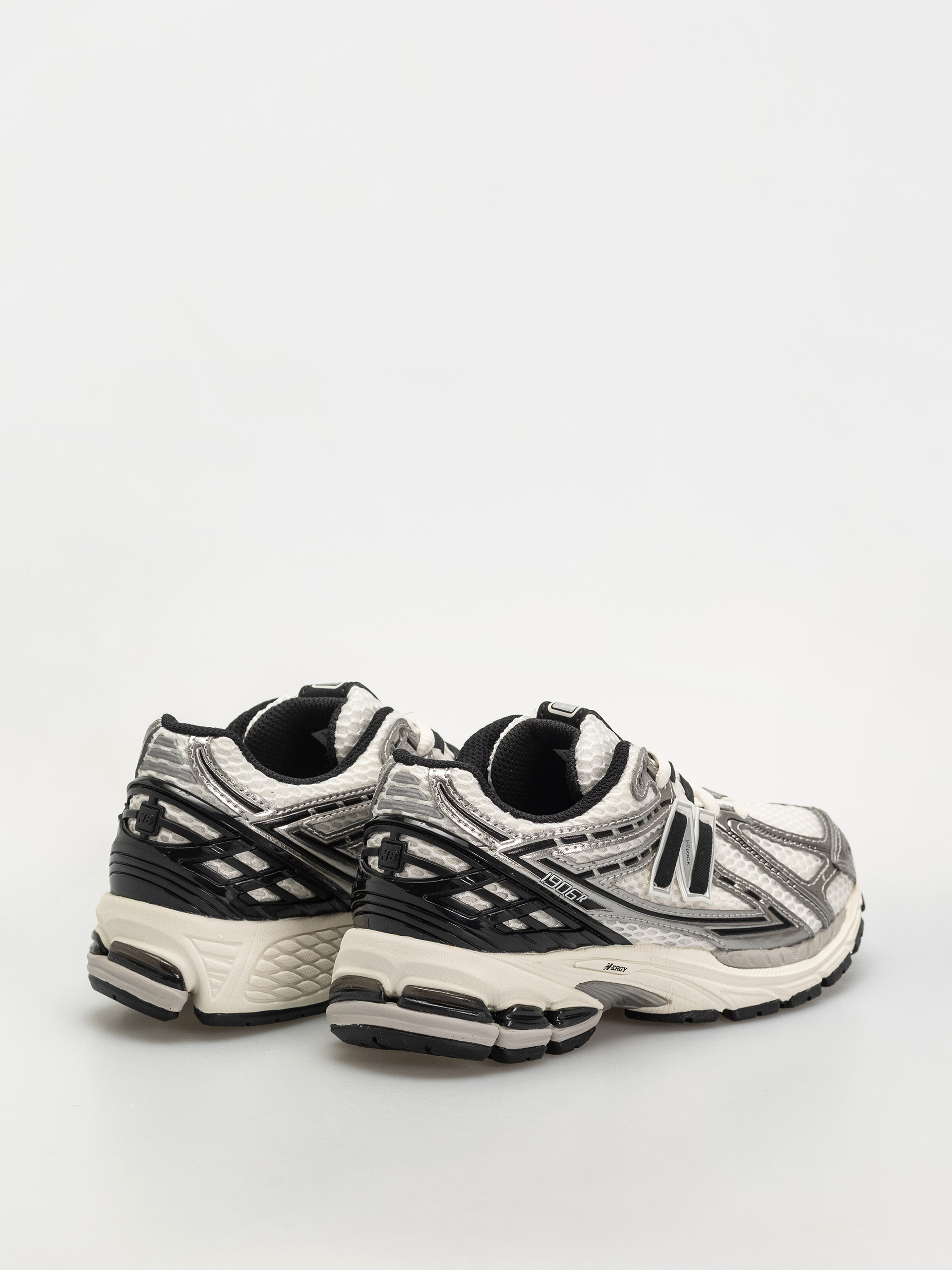 Buty New Balance 1906 (silver metallic/black/sea salt er)