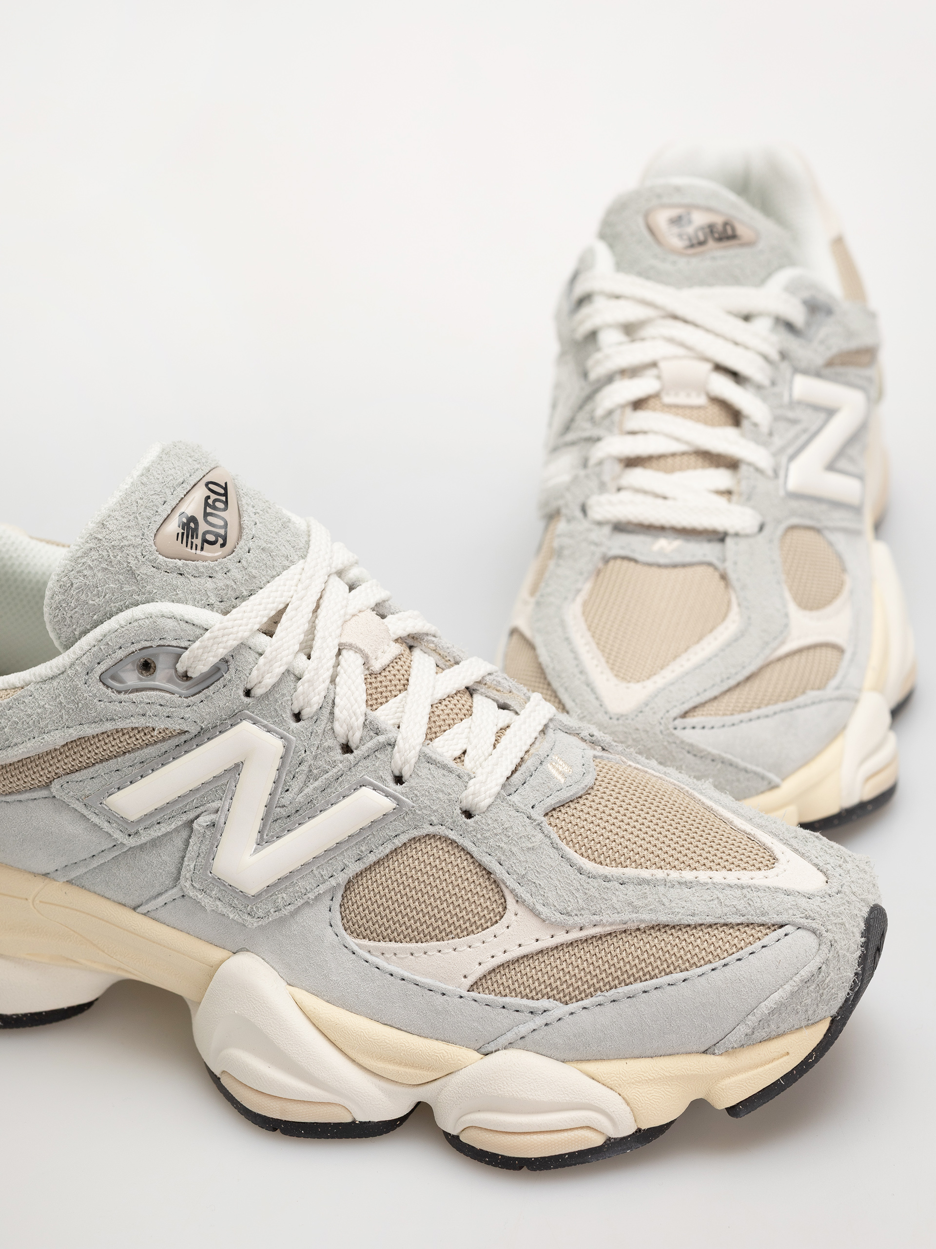 Buty New Balance 9060 (lone star grey/stoneware)