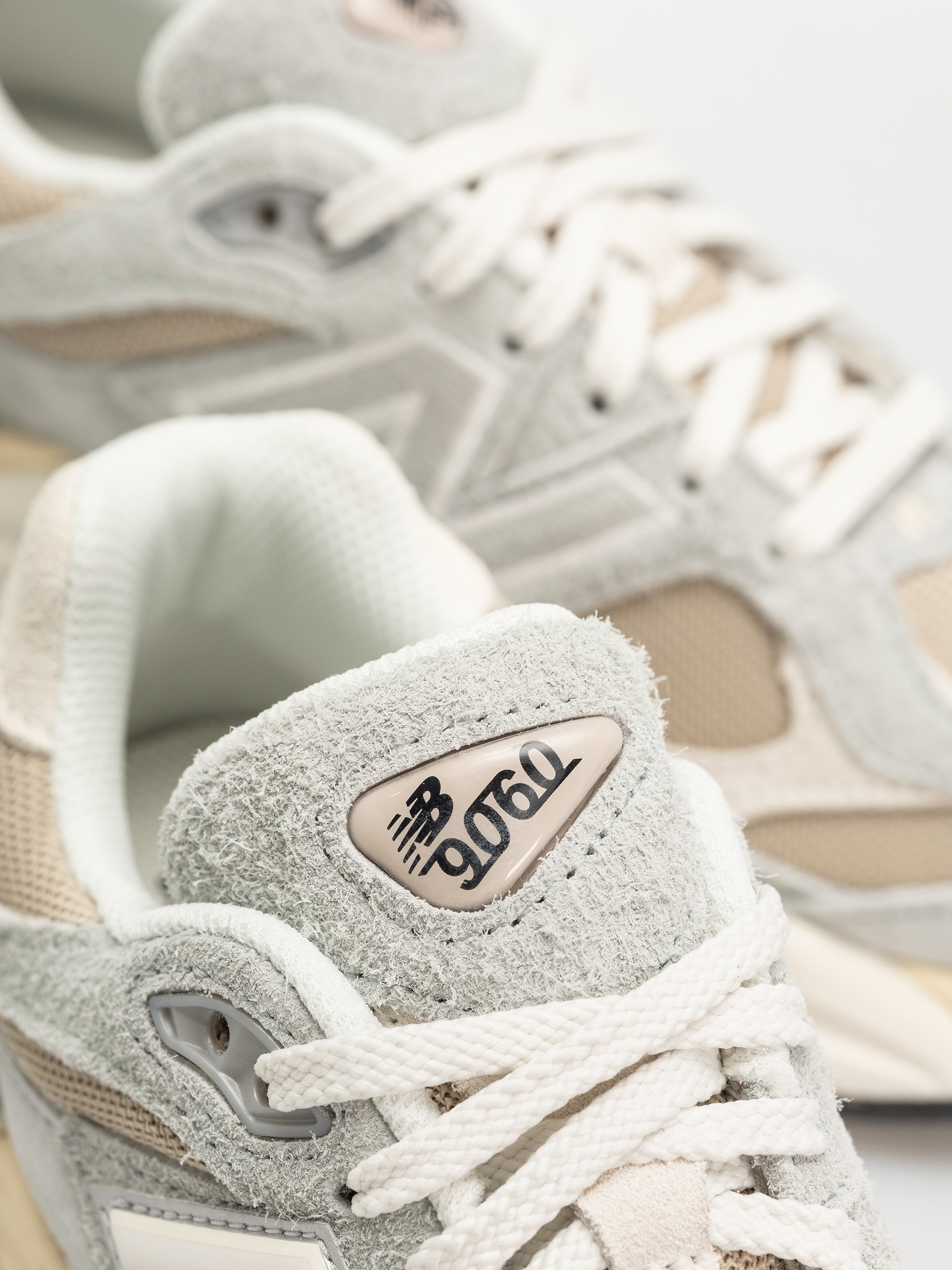 Buty New Balance 9060 (lone star grey/stoneware)