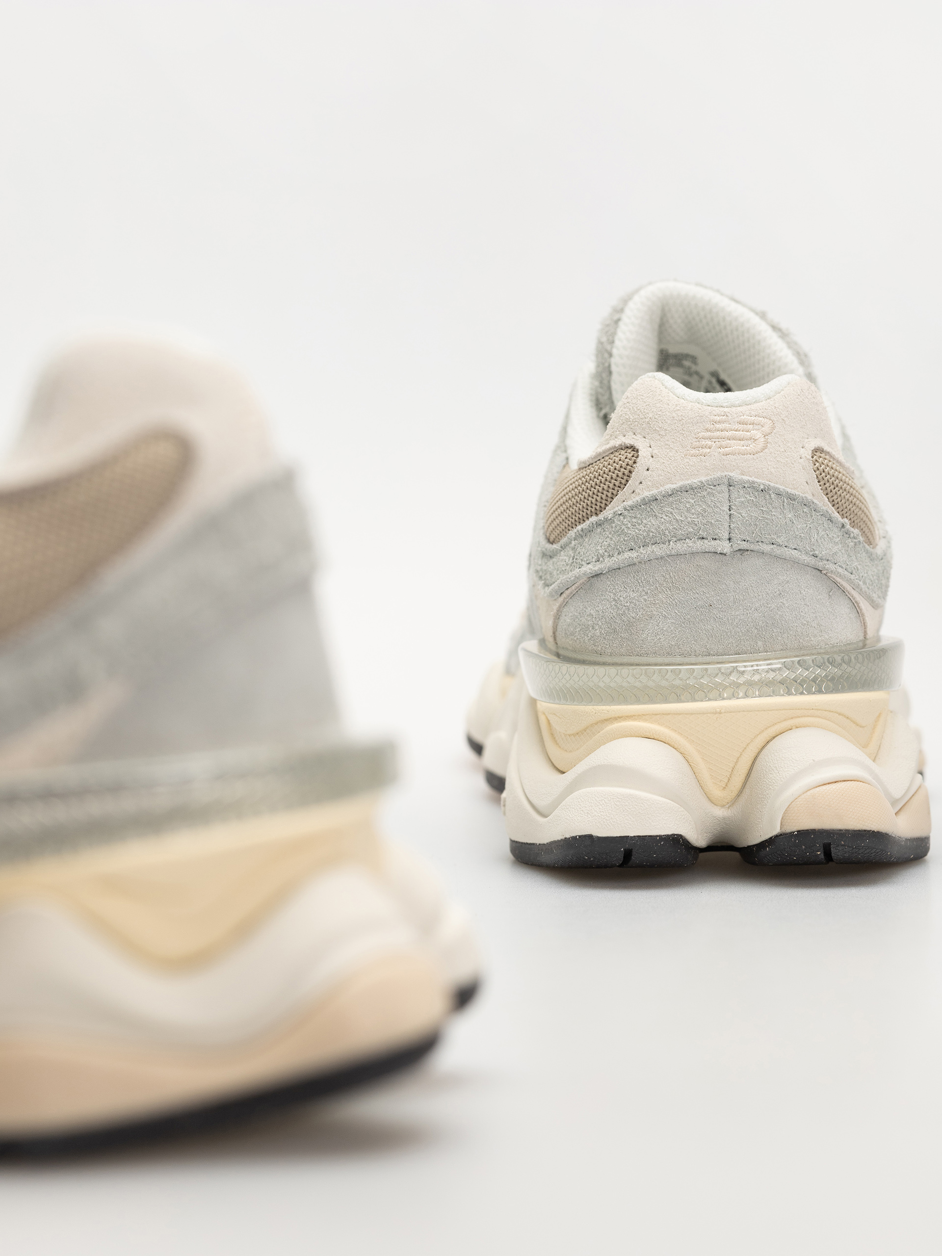 Buty New Balance 9060 (lone star grey/stoneware)