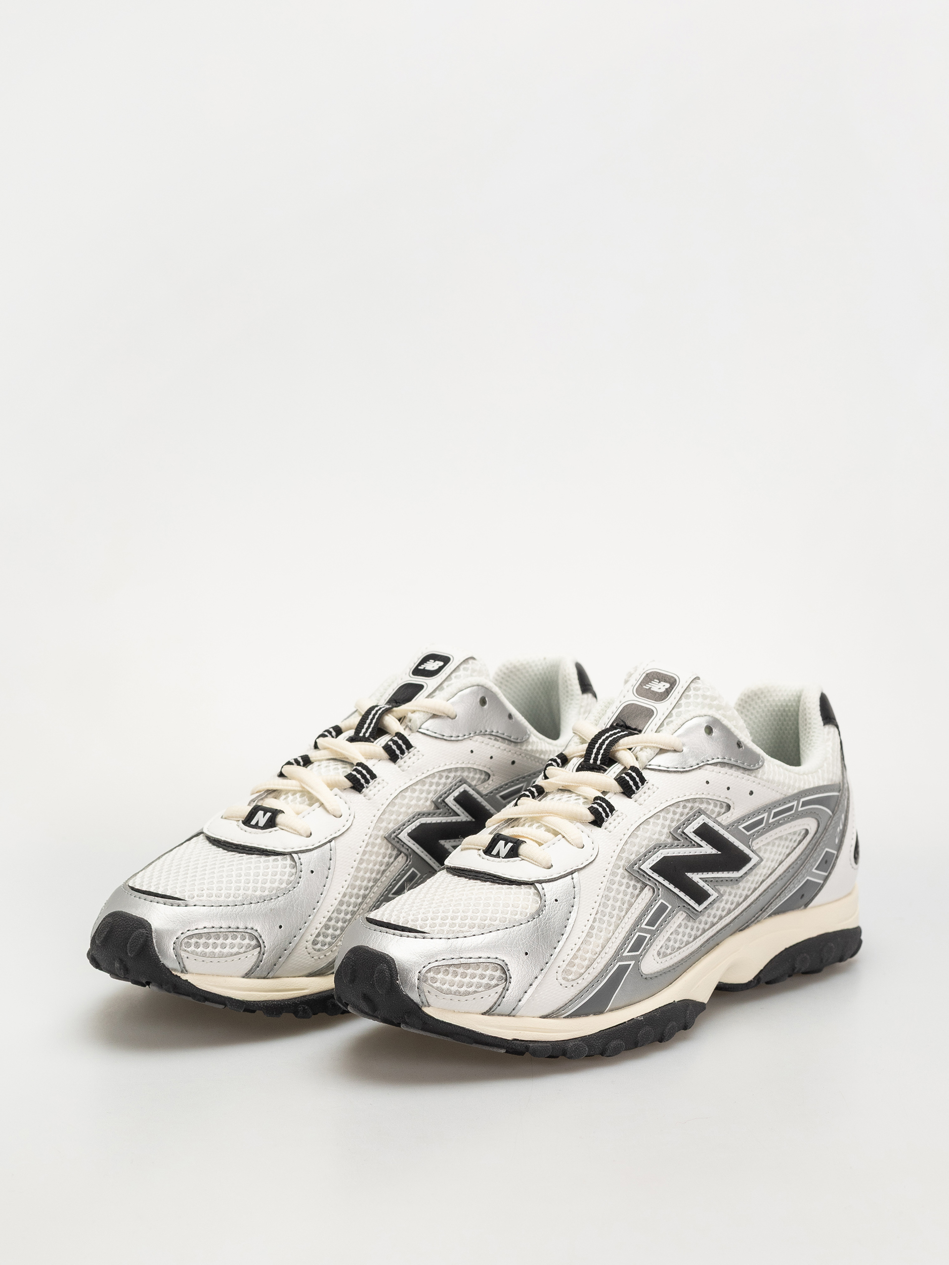 Buty New Balance 204 (silver metallic/black swd)