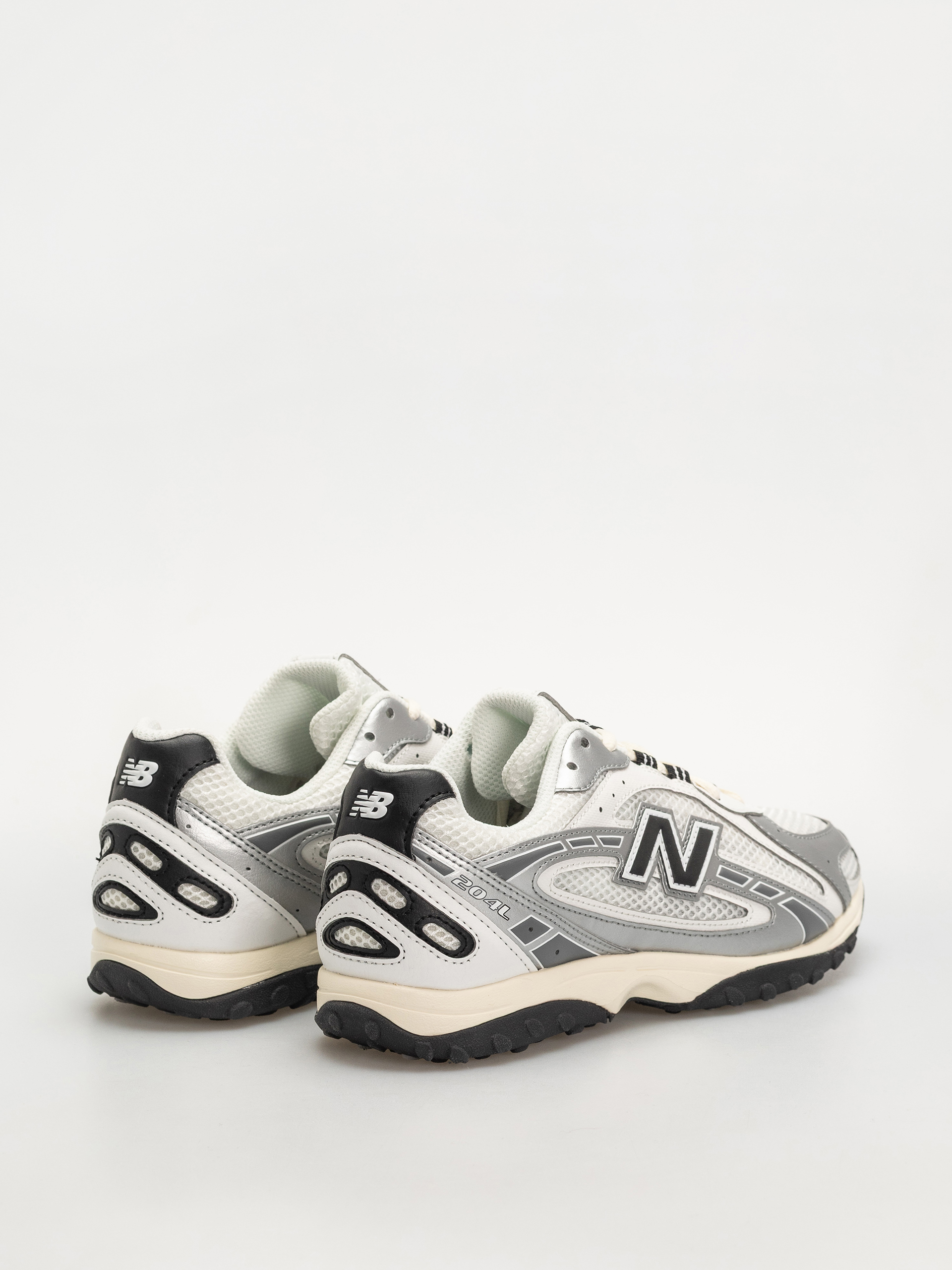 Buty New Balance 204 (silver metallic/black swd)