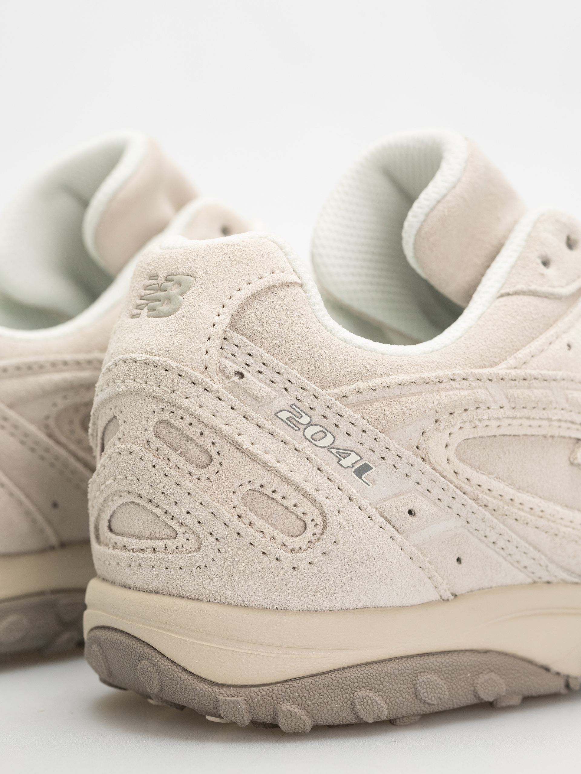 Buty New Balance 204 - beżowy (timberwolf/linen mmc)