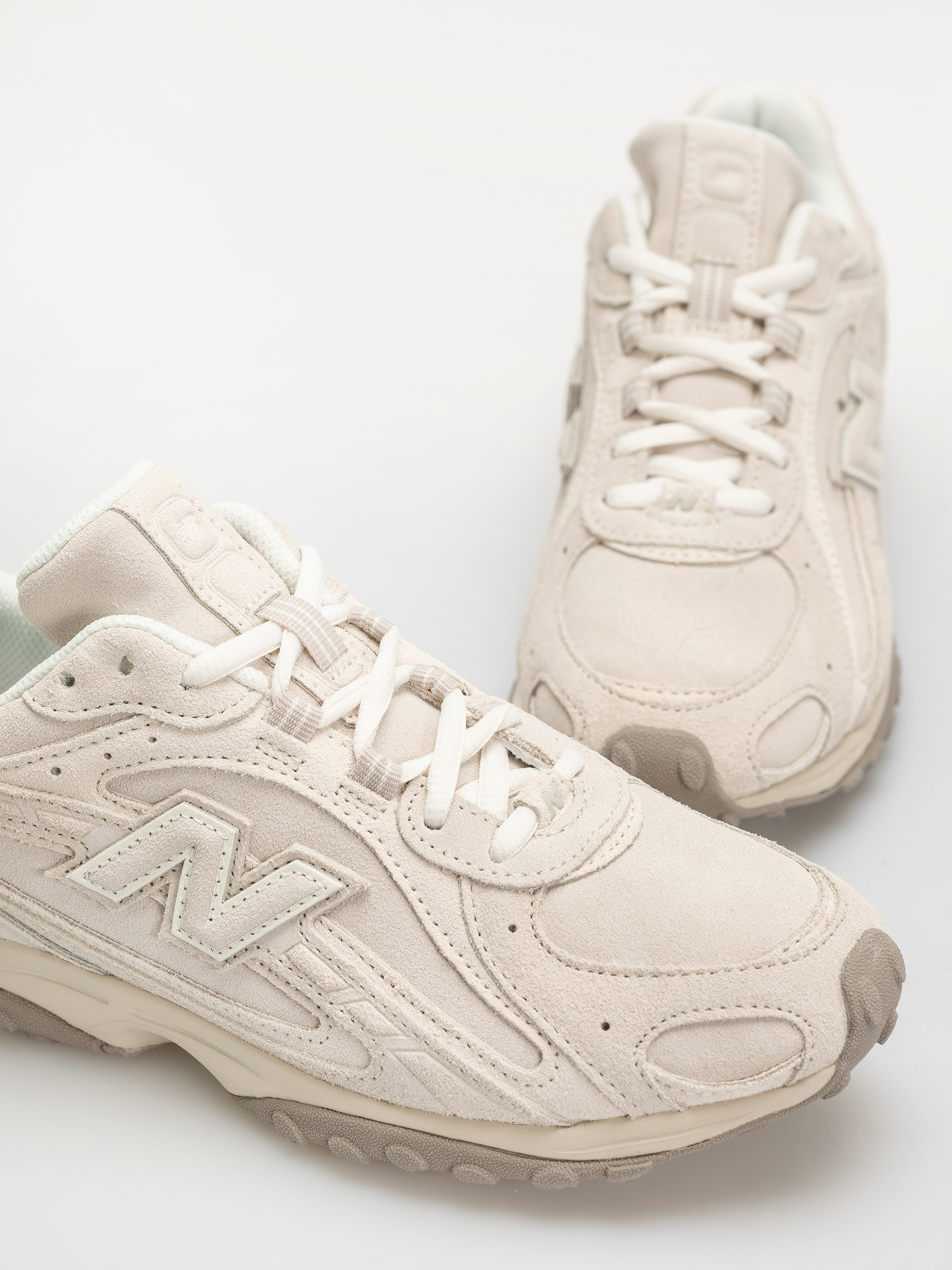 Buty New Balance 204 (timberwolf/linen mmc)