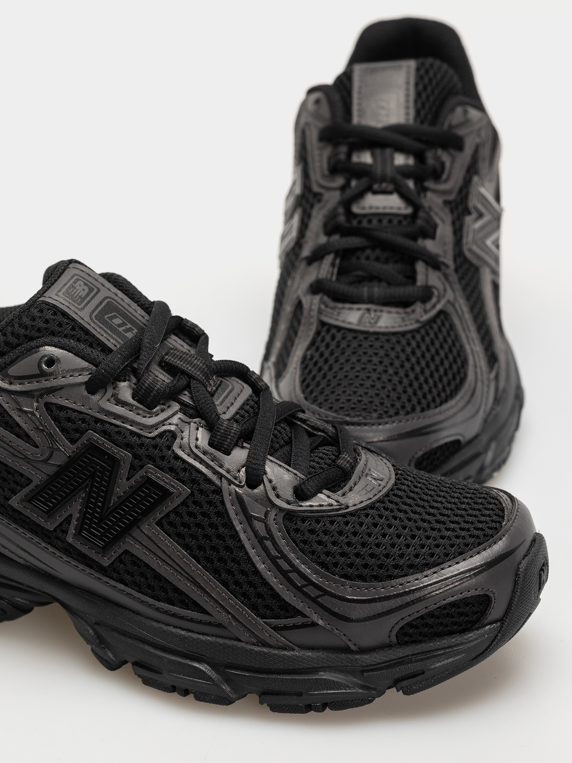 Buty New Balance 740 (white/silver metallic/black nw2)