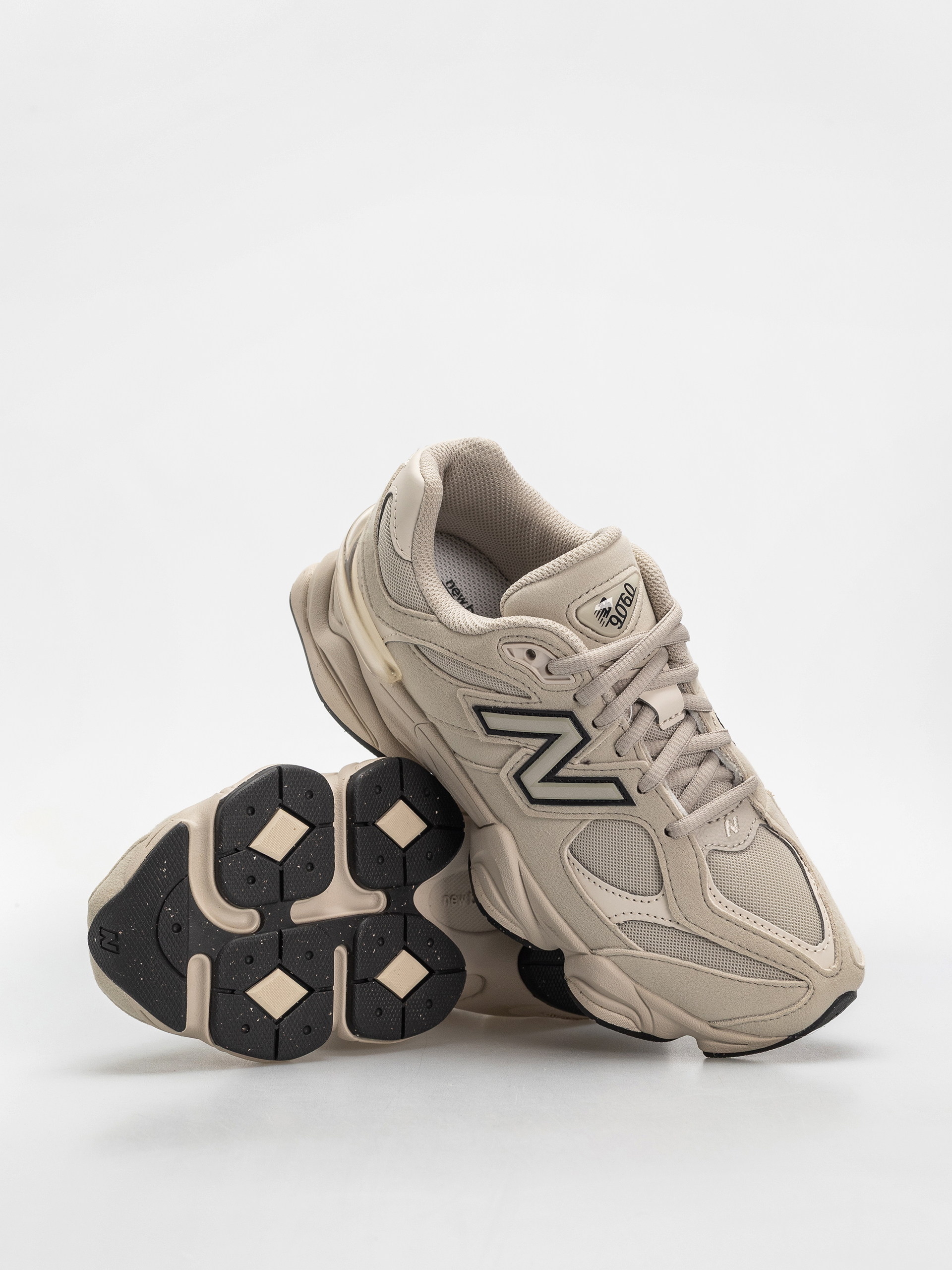 Buty New Balance 9060 JR (shipyard/linen)